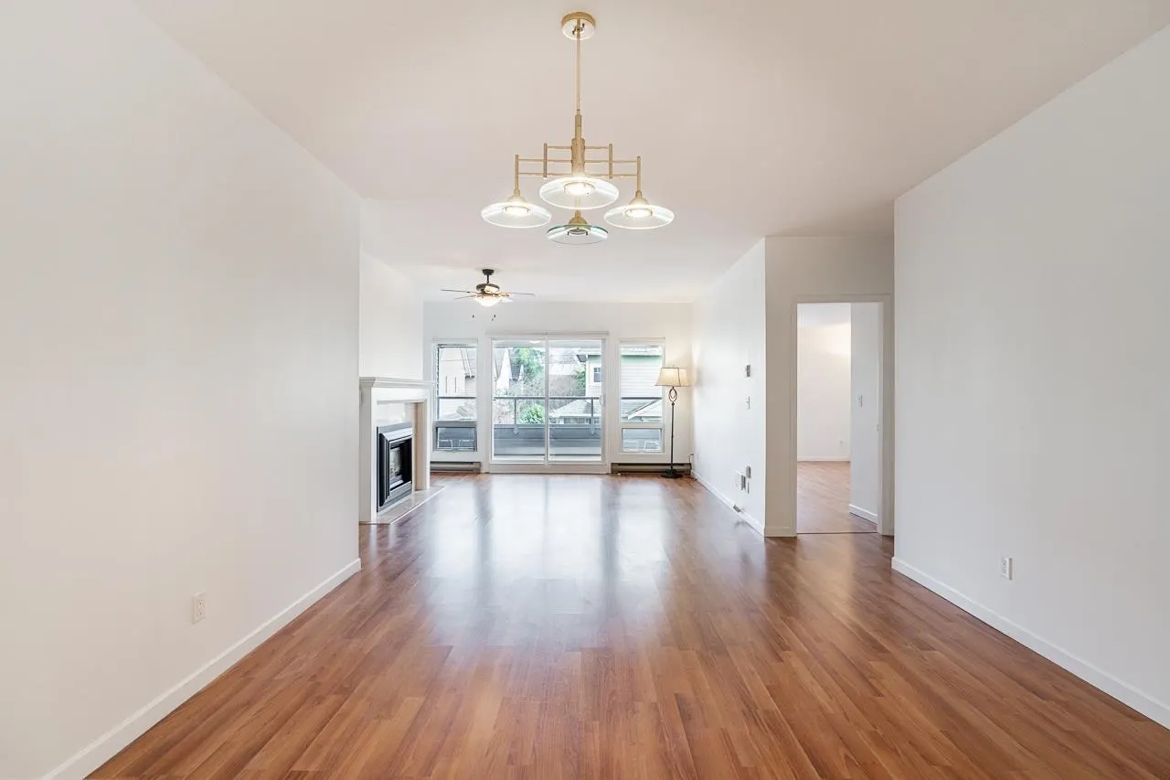 4989 47 Avenue #208