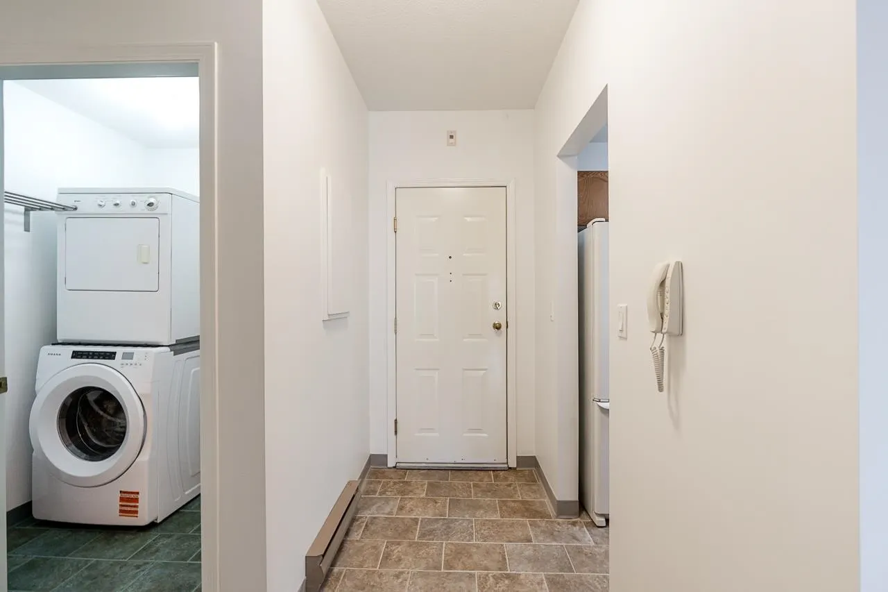4989 47 Avenue #208