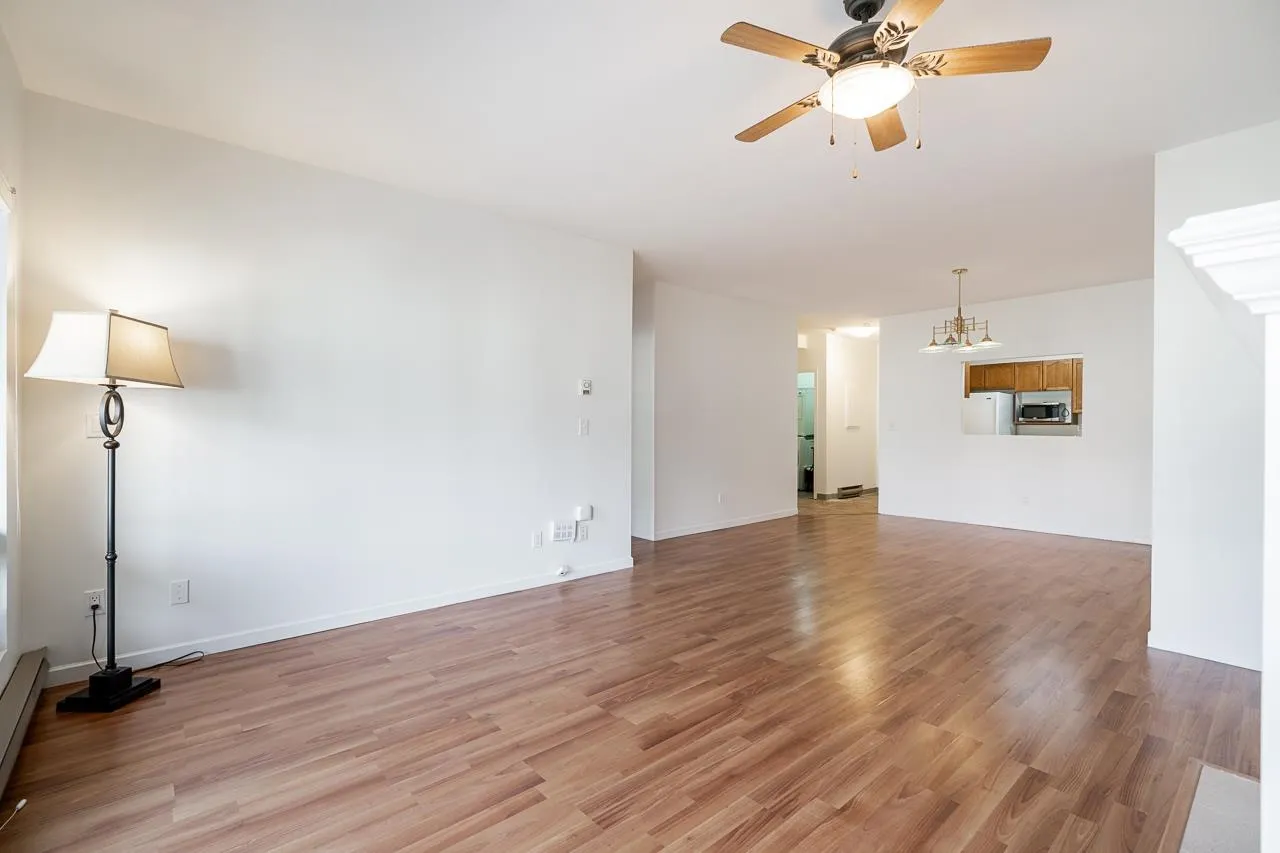 4989 47 Avenue #208