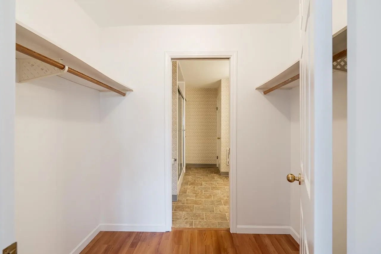 4989 47 Avenue #208