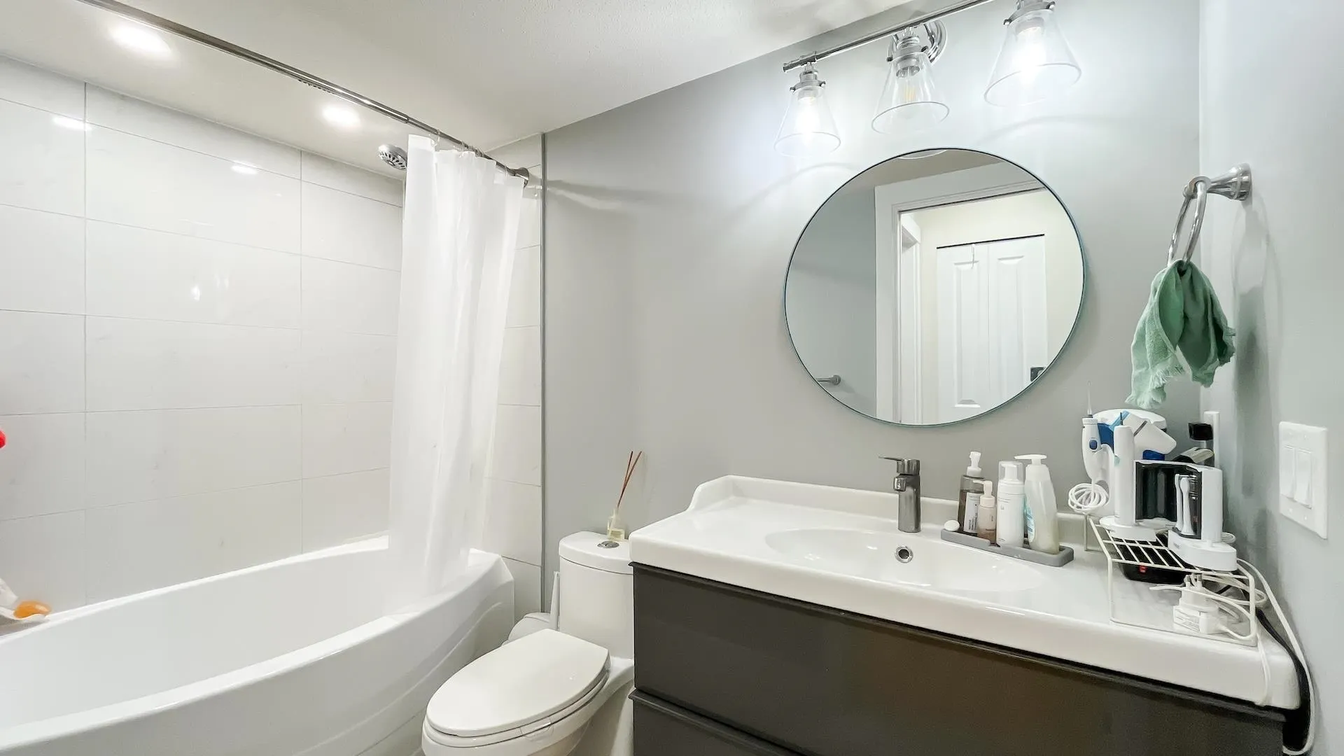 2338 Western Parkway #208