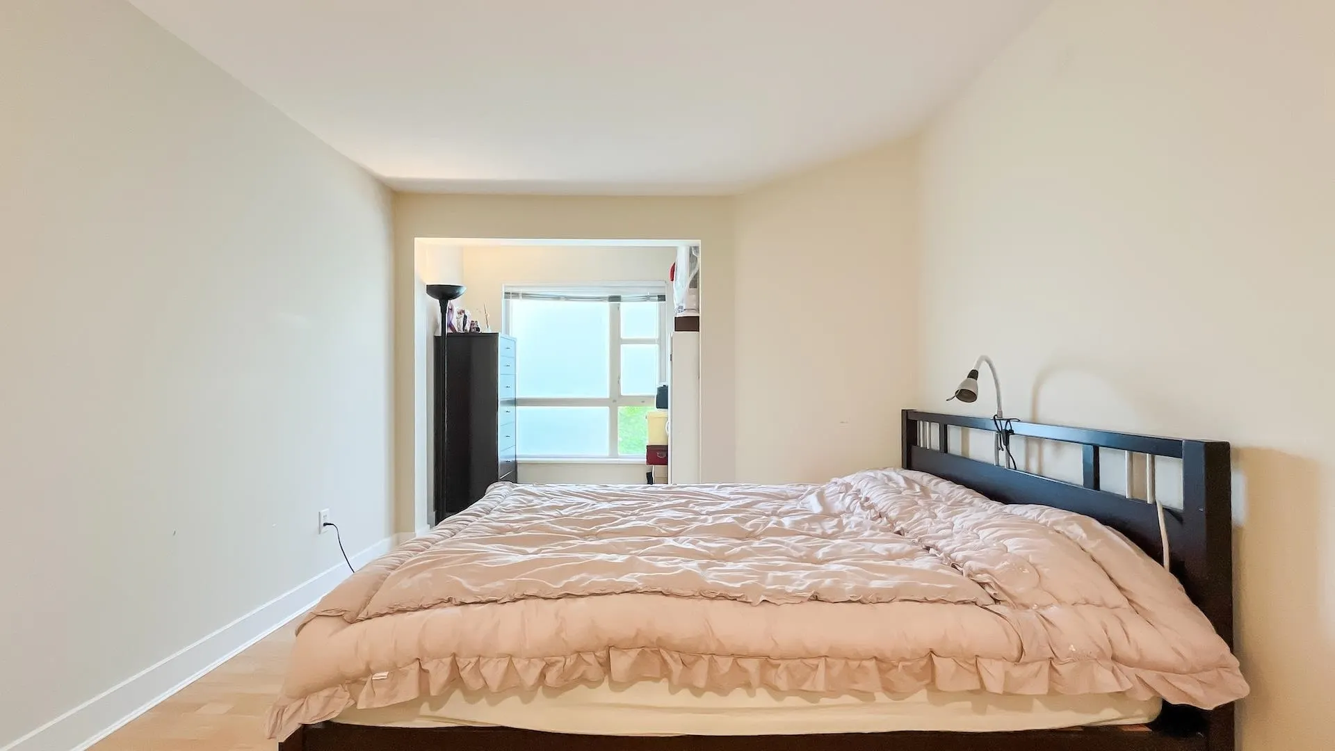 2338 Western Parkway #208