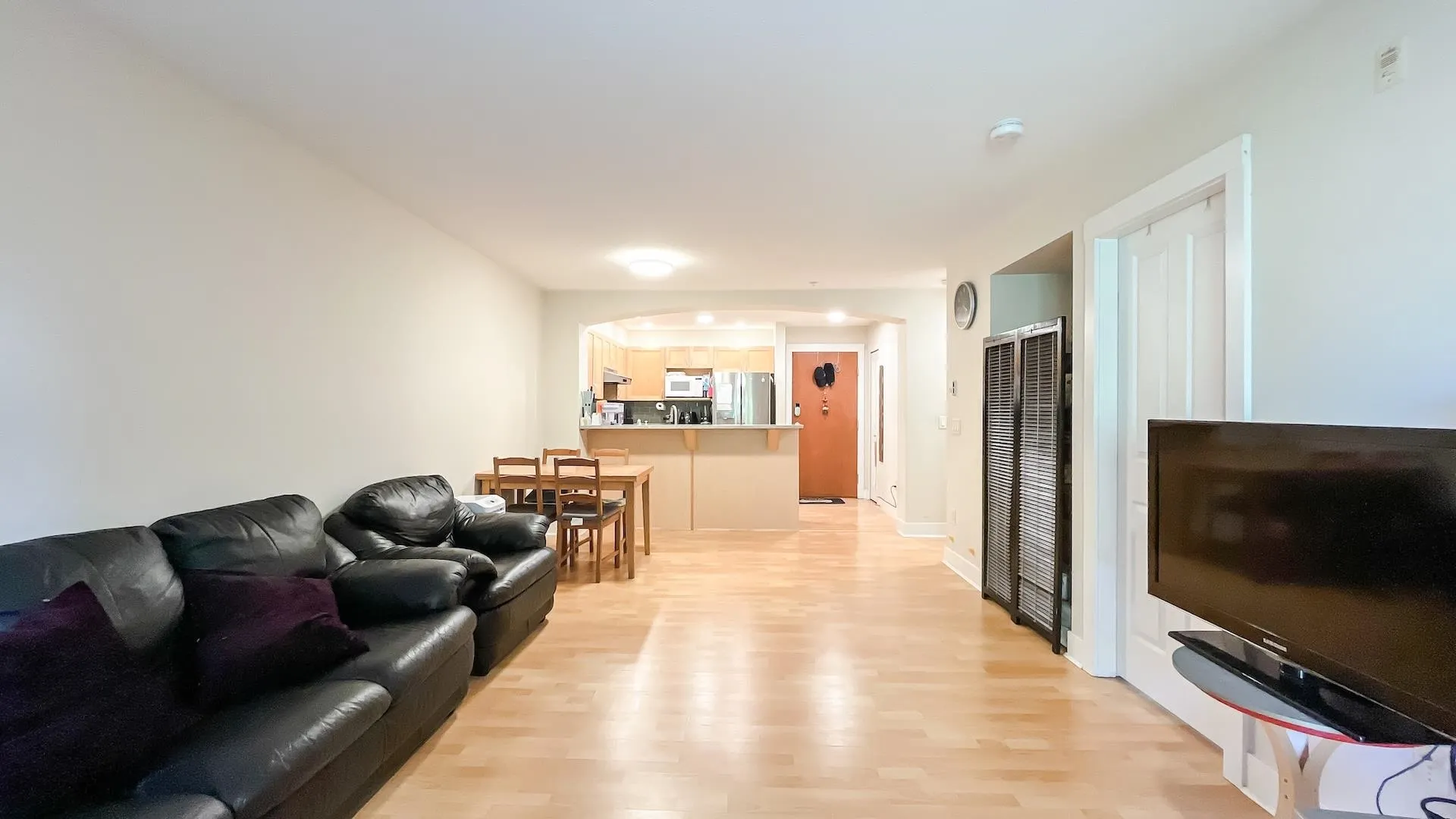 2338 Western Parkway #208