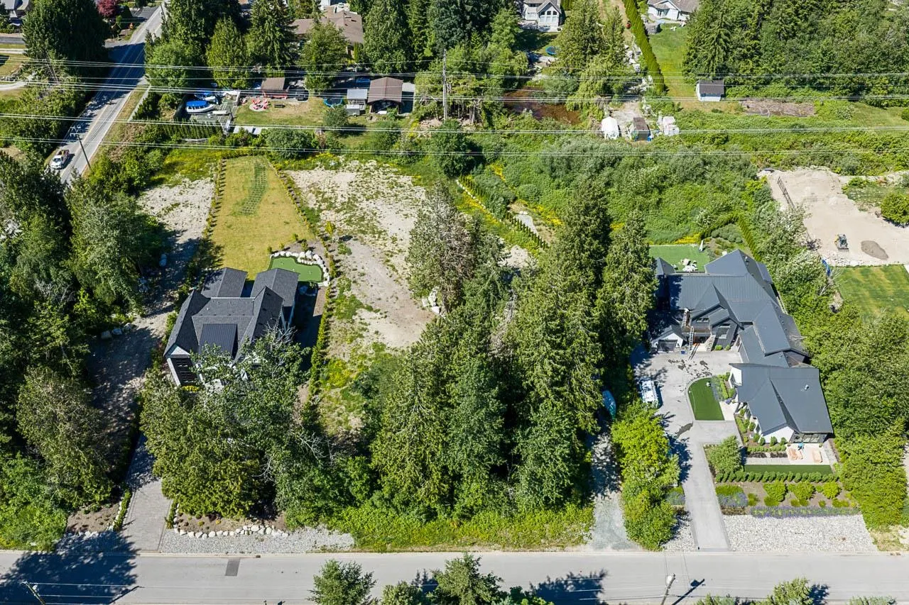 2575 Leggett Drive