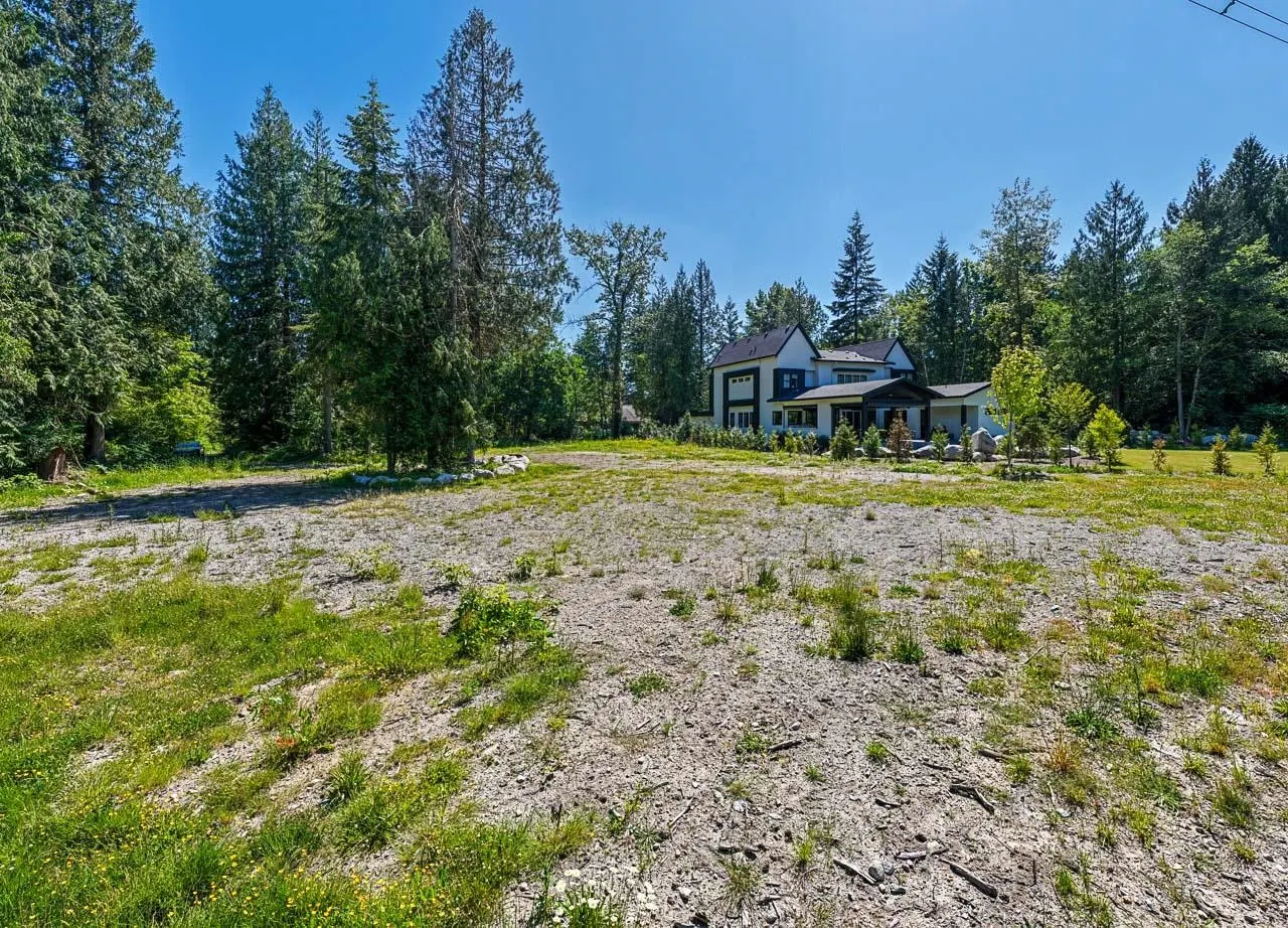 2575 Leggett Drive