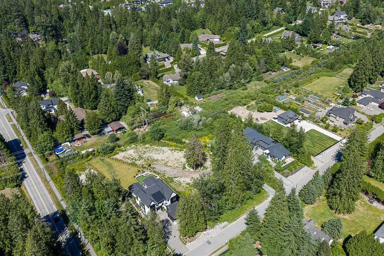 2575 Leggett Drive