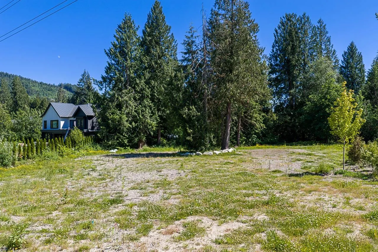 2575 Leggett Drive