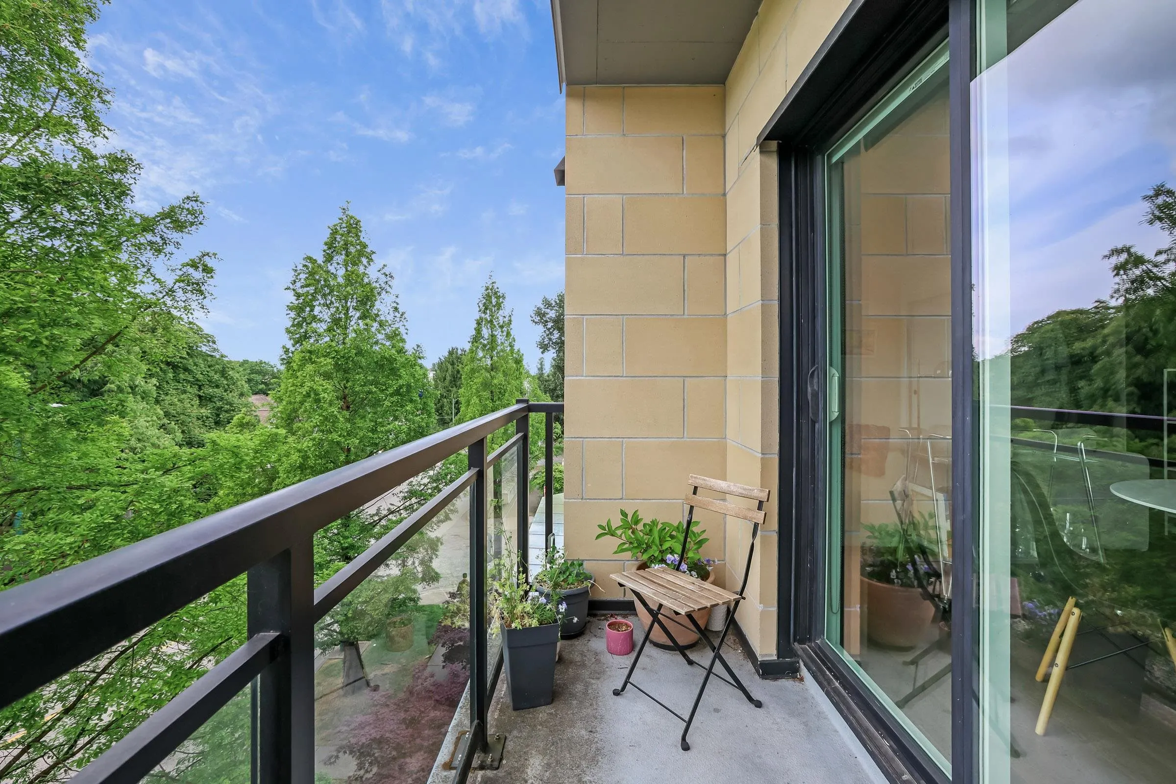 3028 Arbutus Street #301
