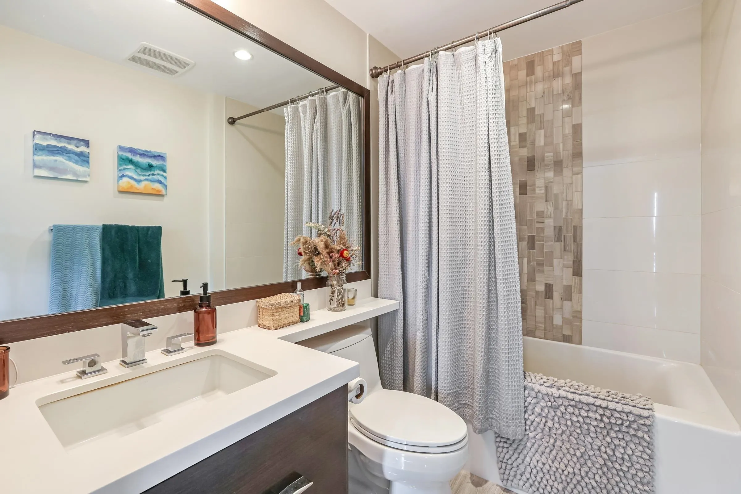 3028 Arbutus Street #301