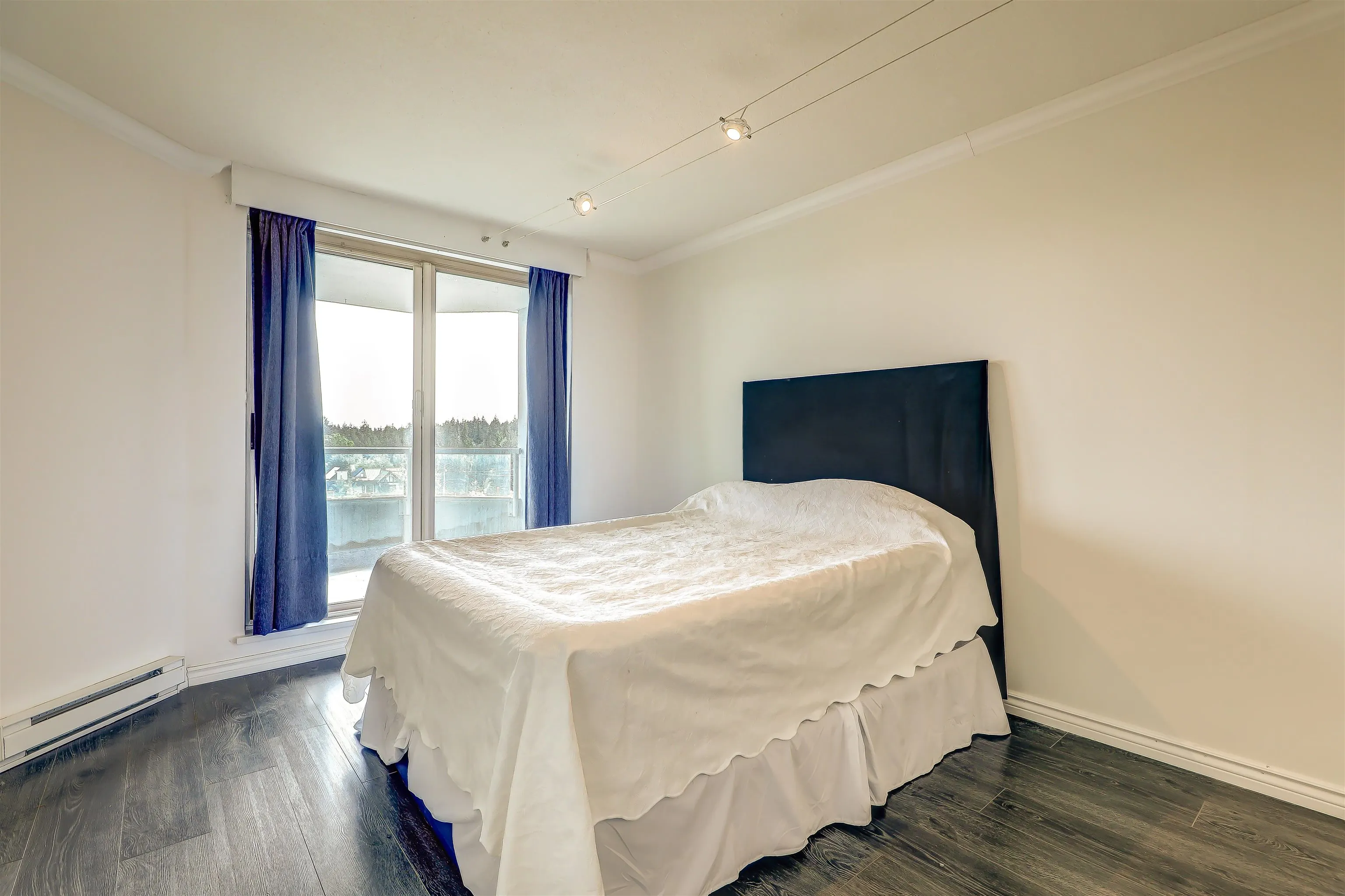 10082 148 Street #808