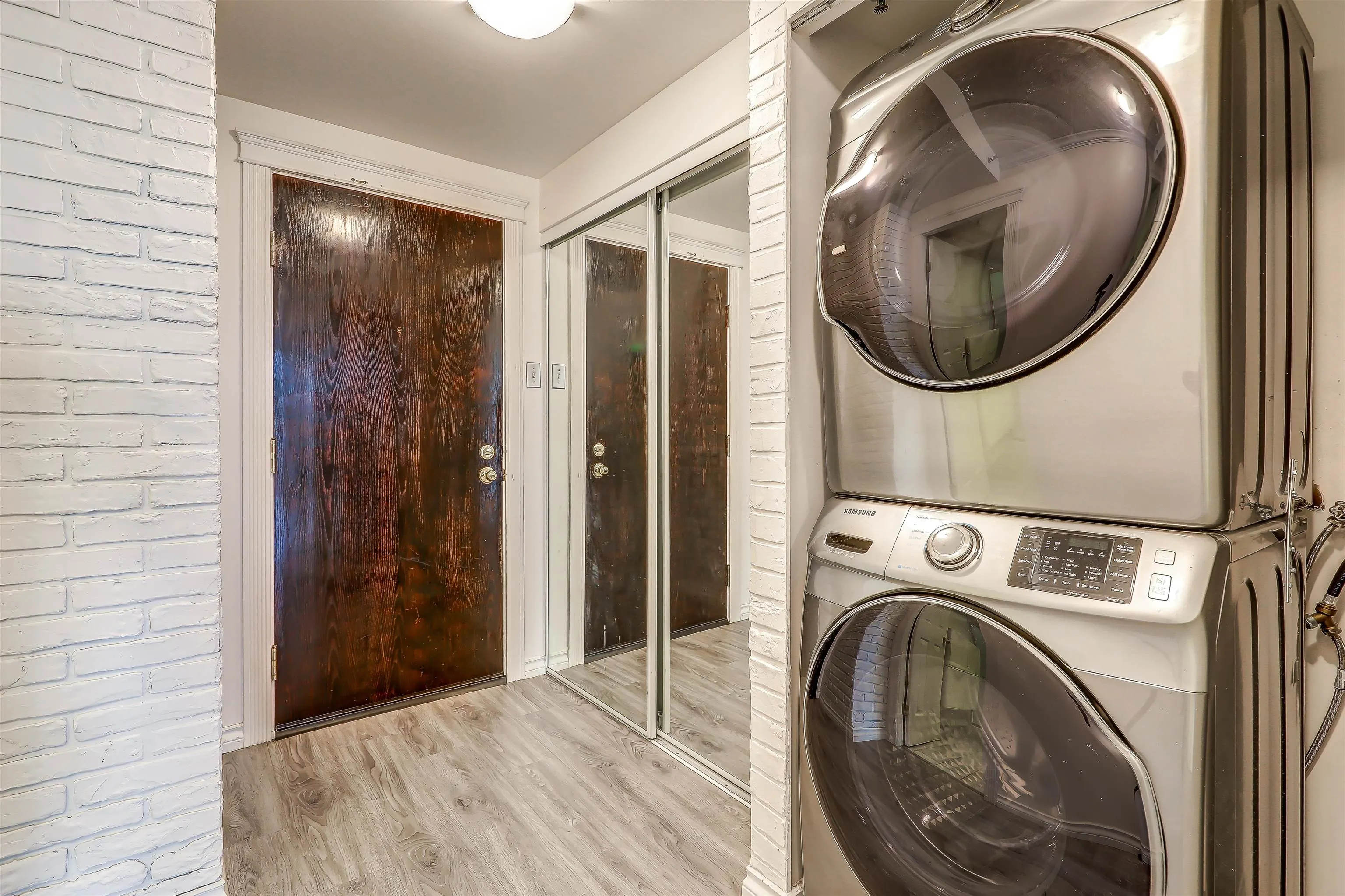 10082 148 Street #808