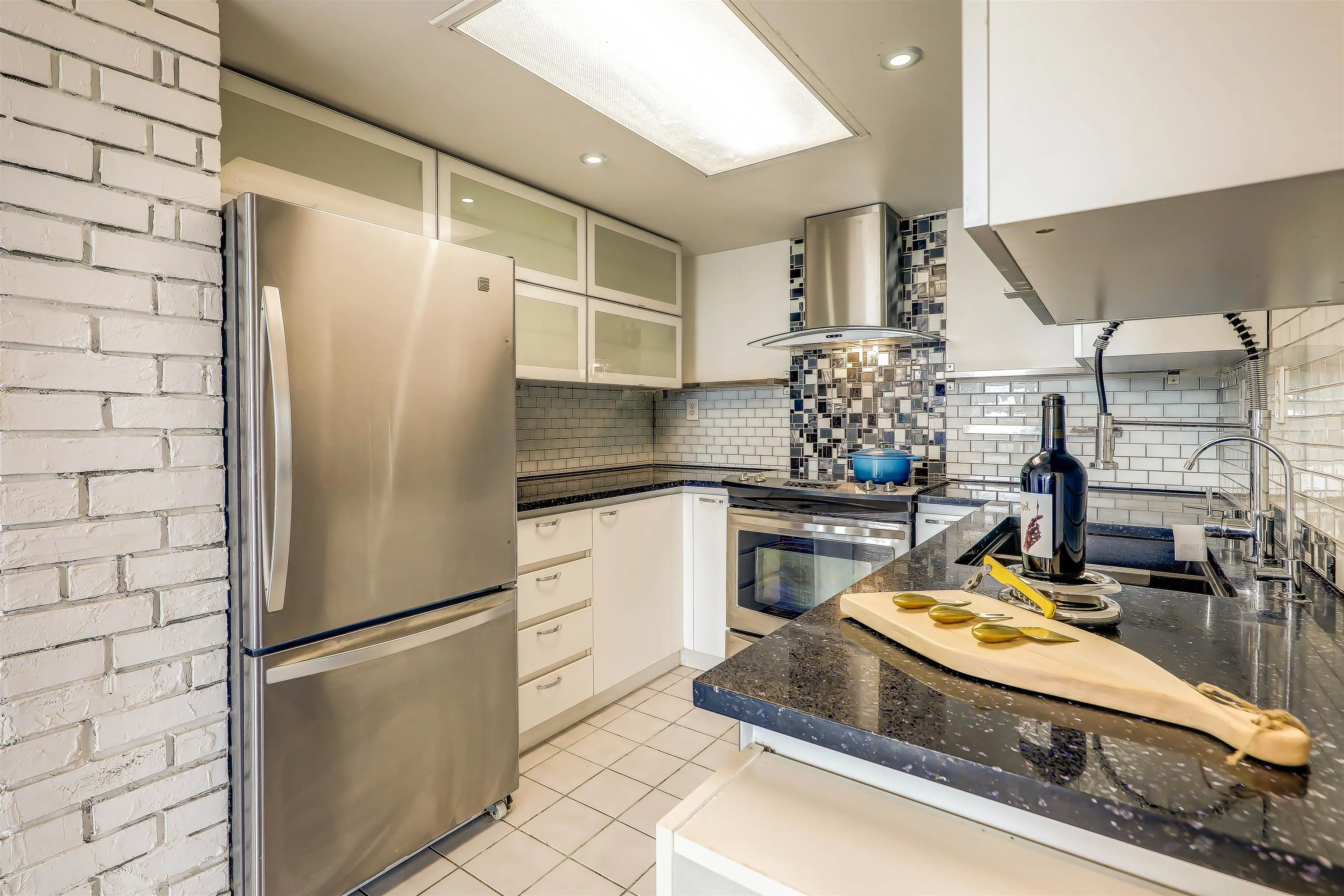 10082 148 Street #808