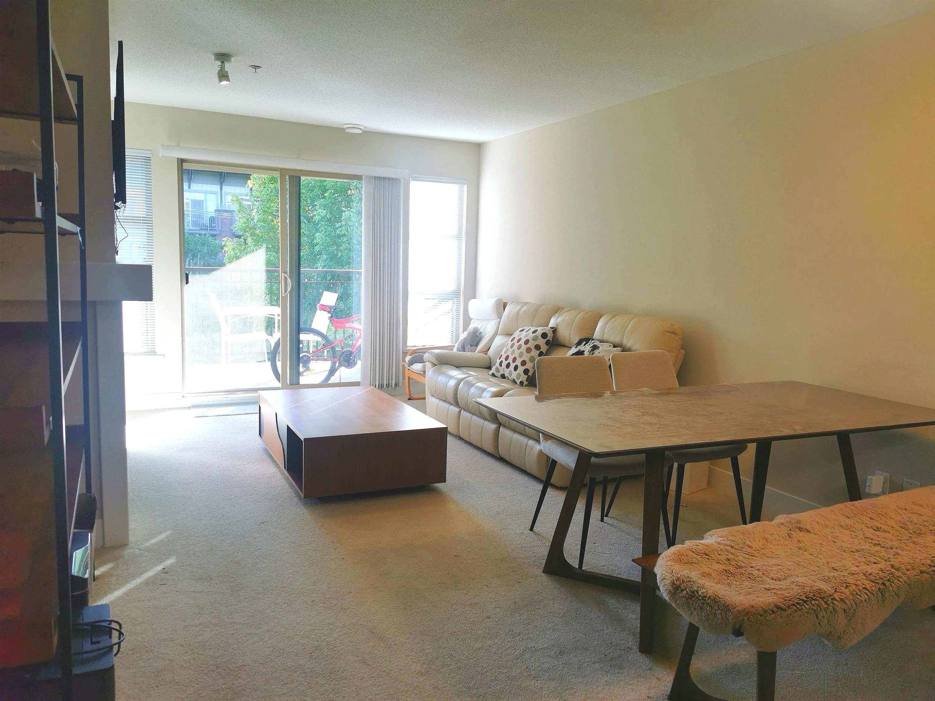 2388 Western Parkway #318