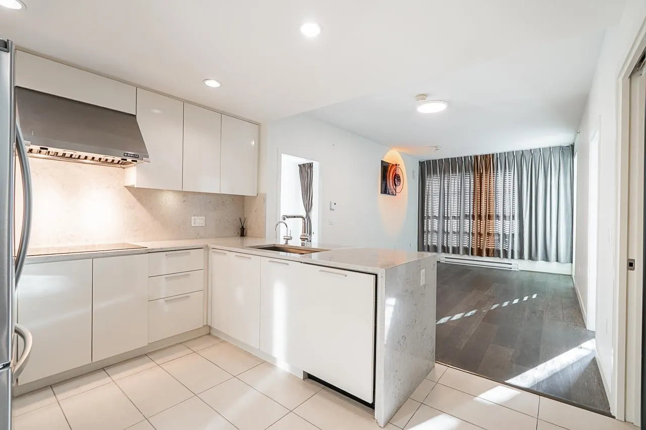 6033 Gray Avenue #PH1