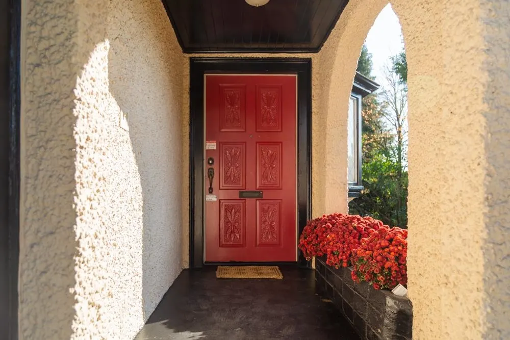 16th Arbutus Street