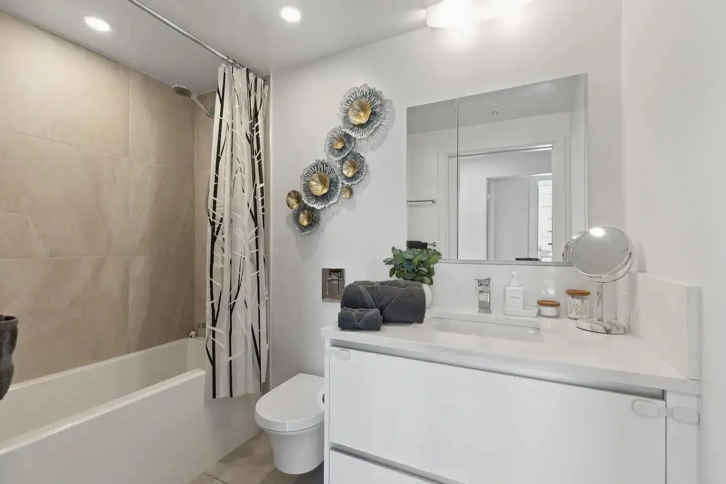 180 E 2nd Avenue #507