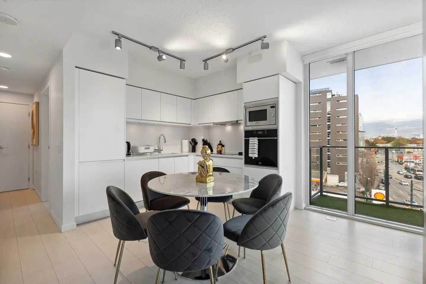 180 E 2nd Avenue #507