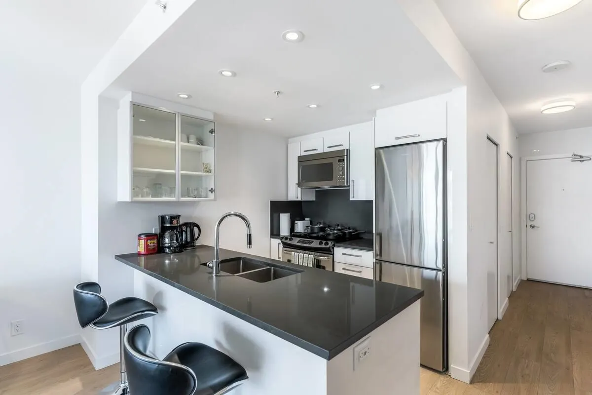 933 E Hastings Street #603