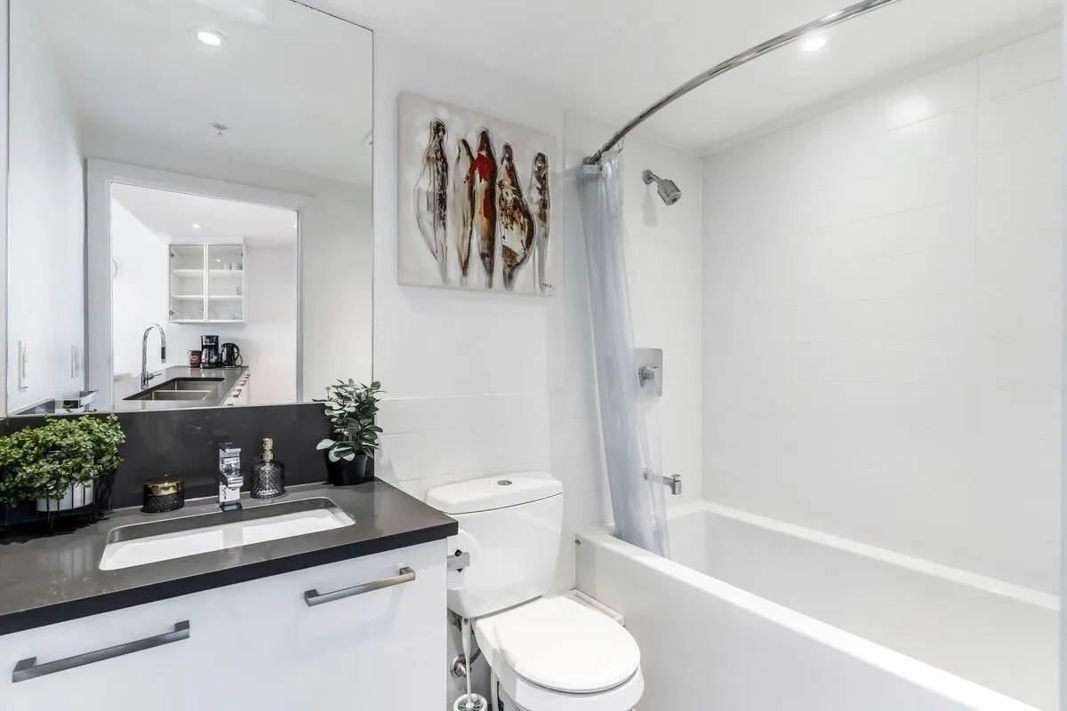 933 E Hastings Street #603