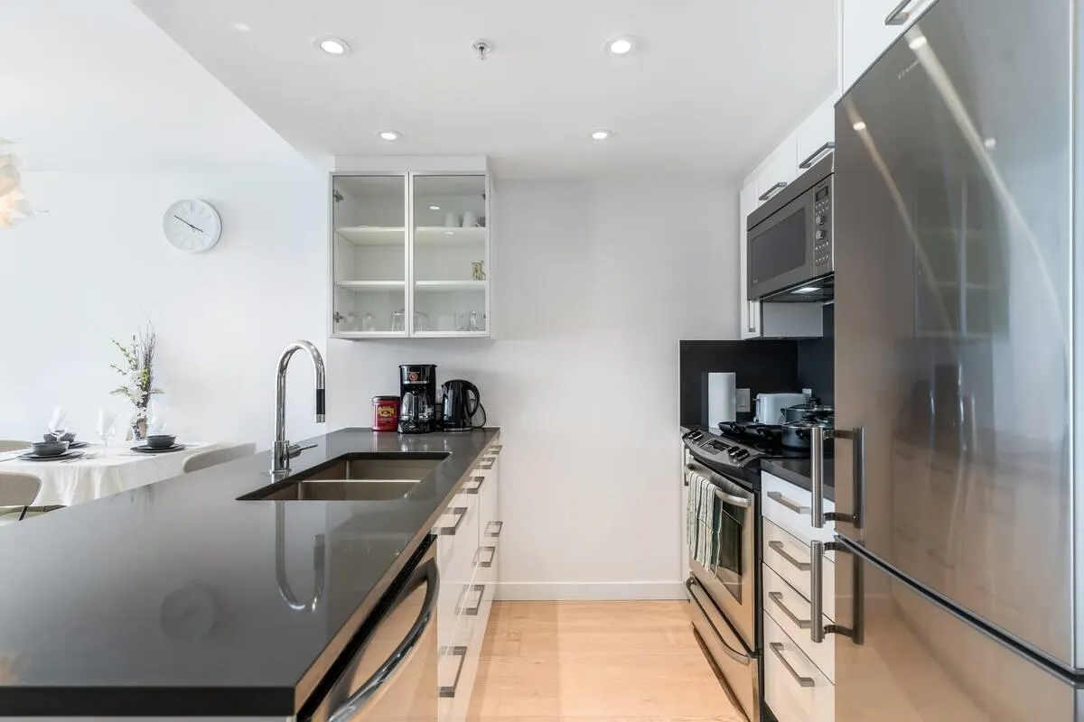 933 E Hastings Street #603