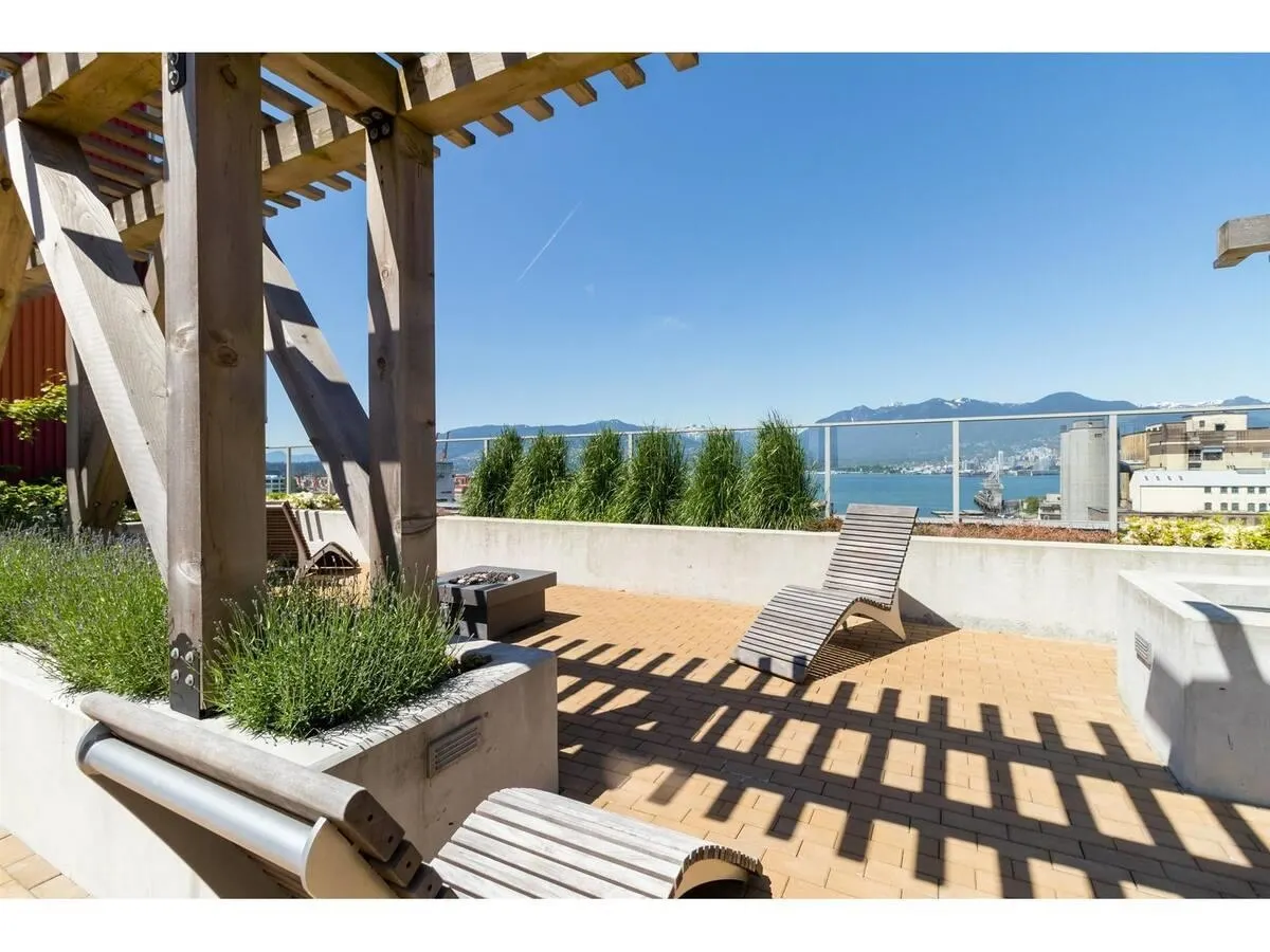 933 E Hastings Street #603