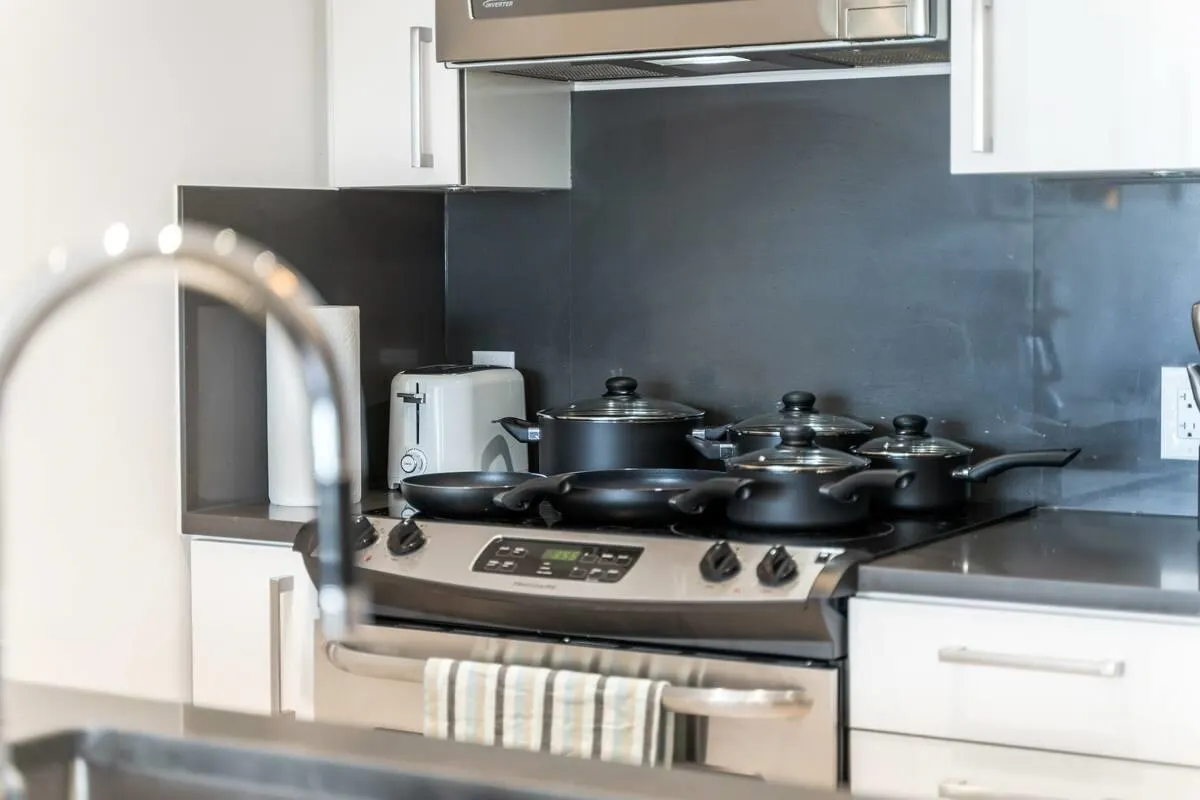 933 E Hastings Street #603