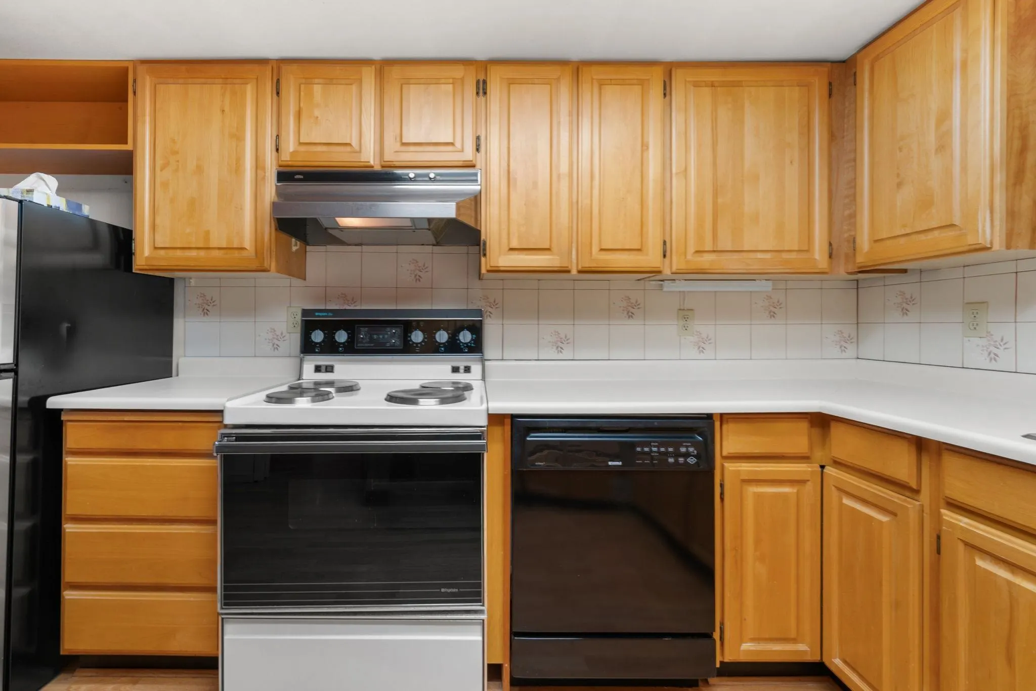 12749 16 Avenue #104