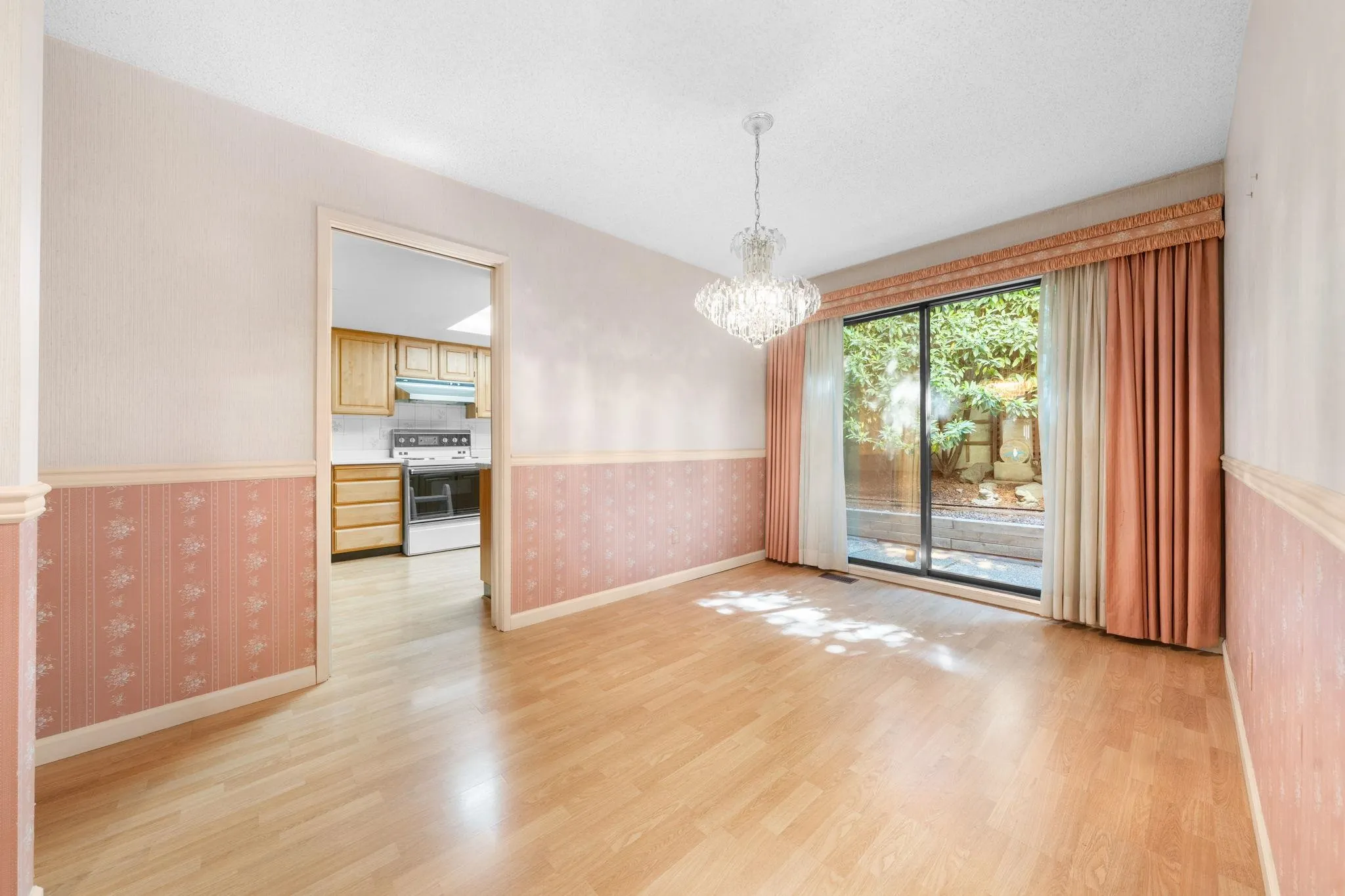 12749 16 Avenue #104
