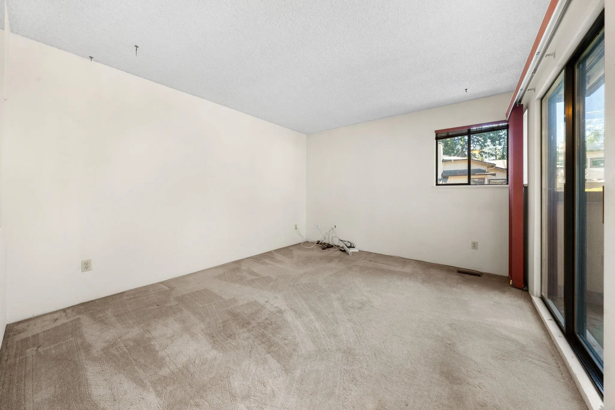 12749 16 Avenue #104