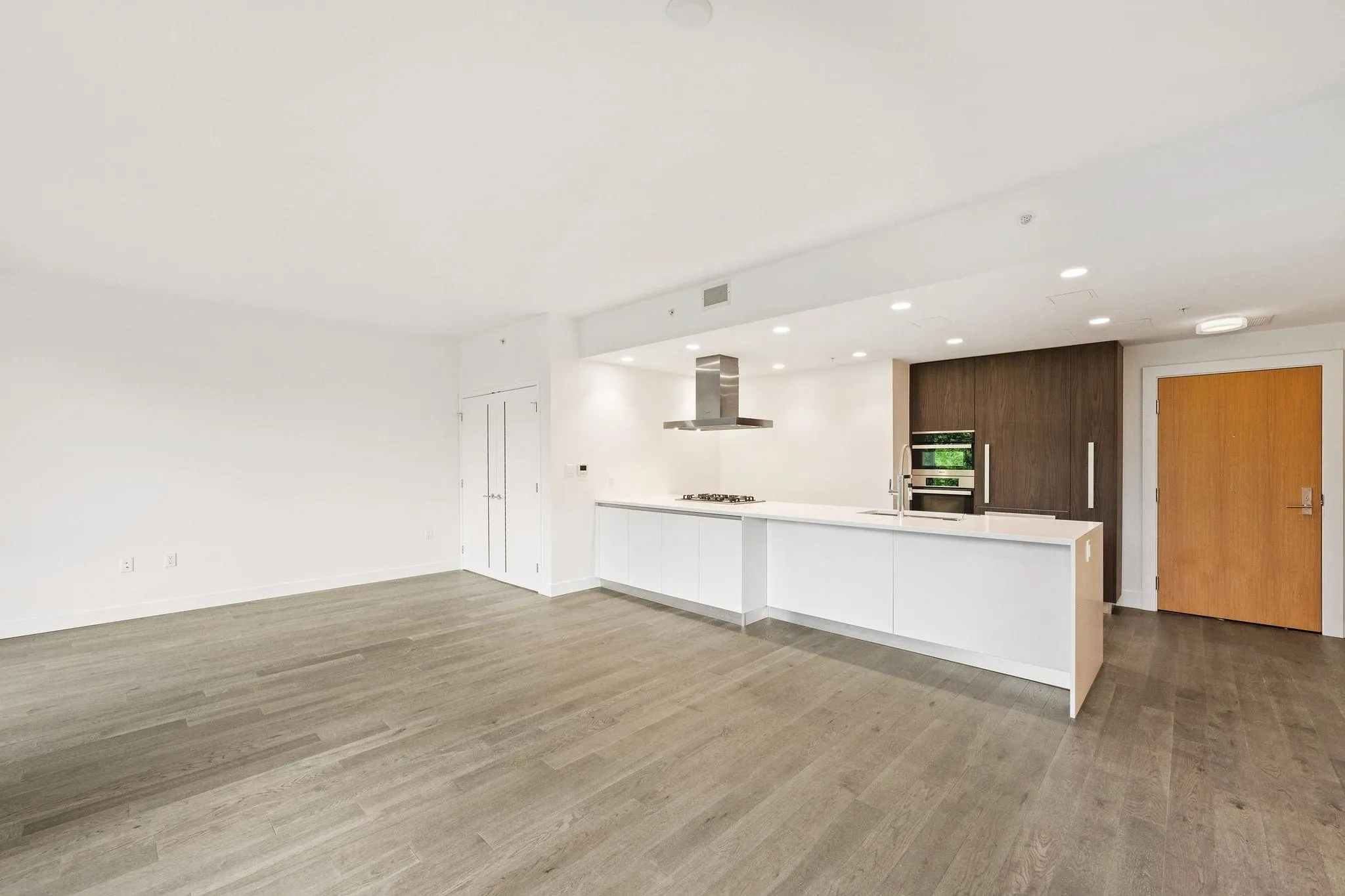 2888 Arbutus Street #303