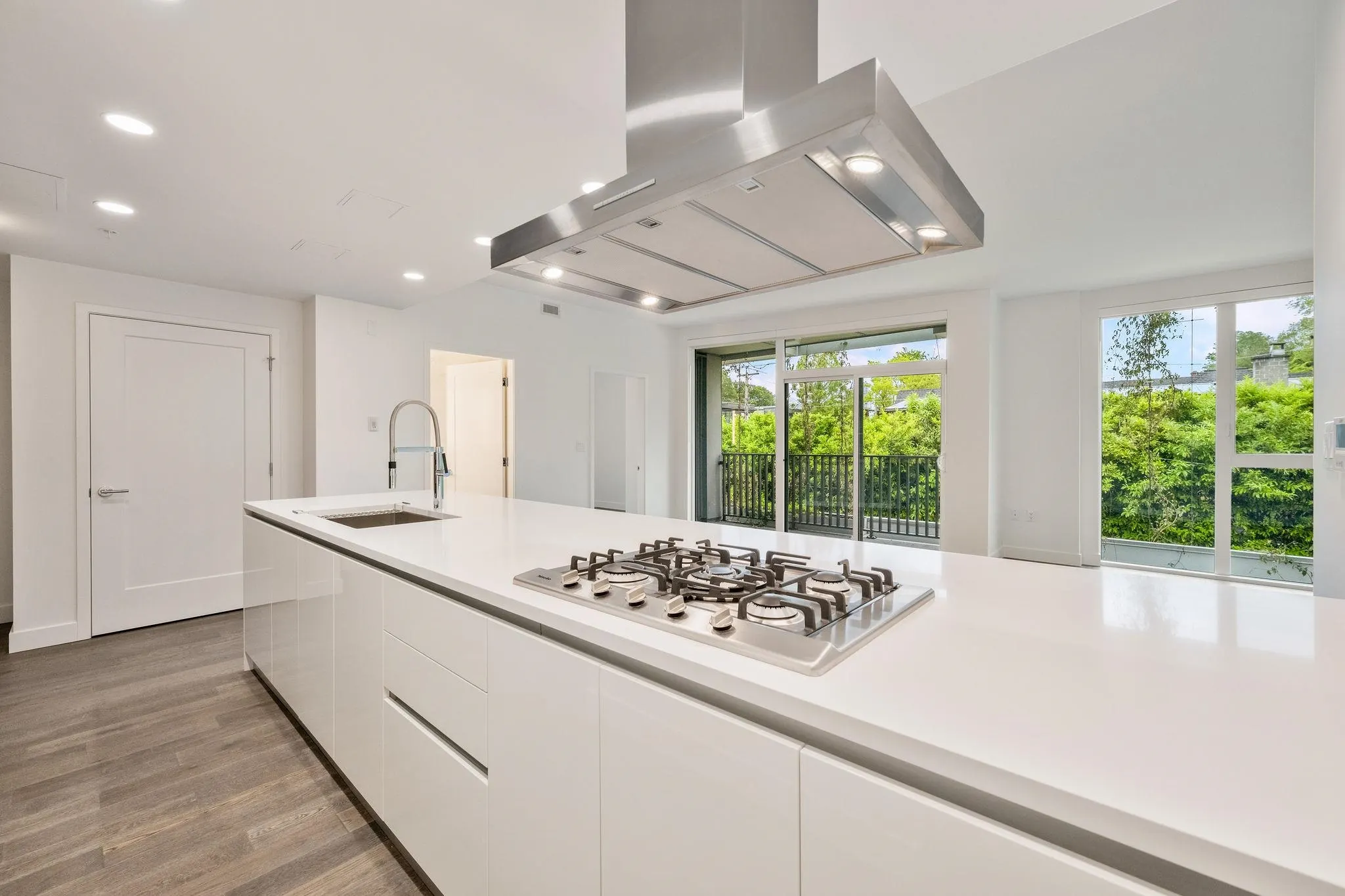 2888 Arbutus Street #303