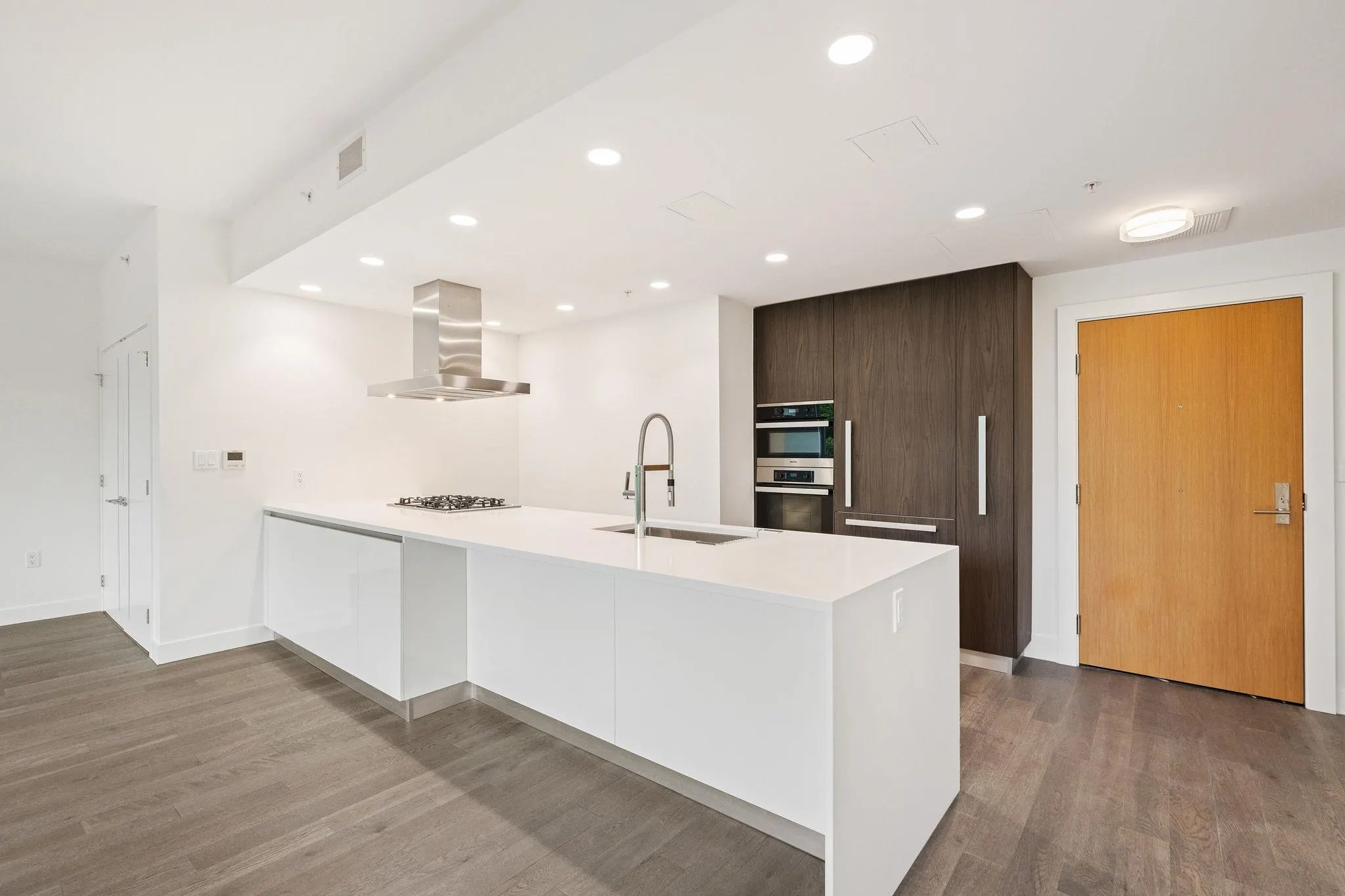 2888 Arbutus Street #303