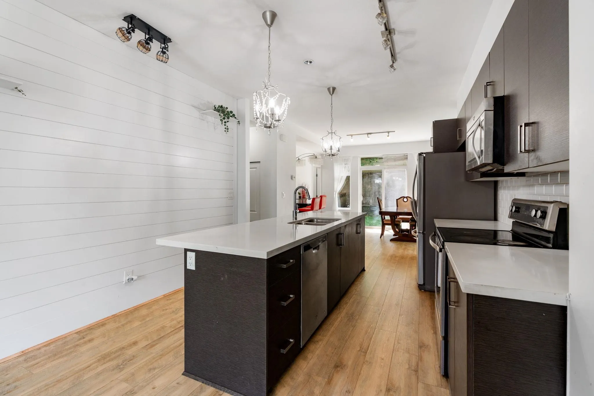 13886 62 Avenue #25