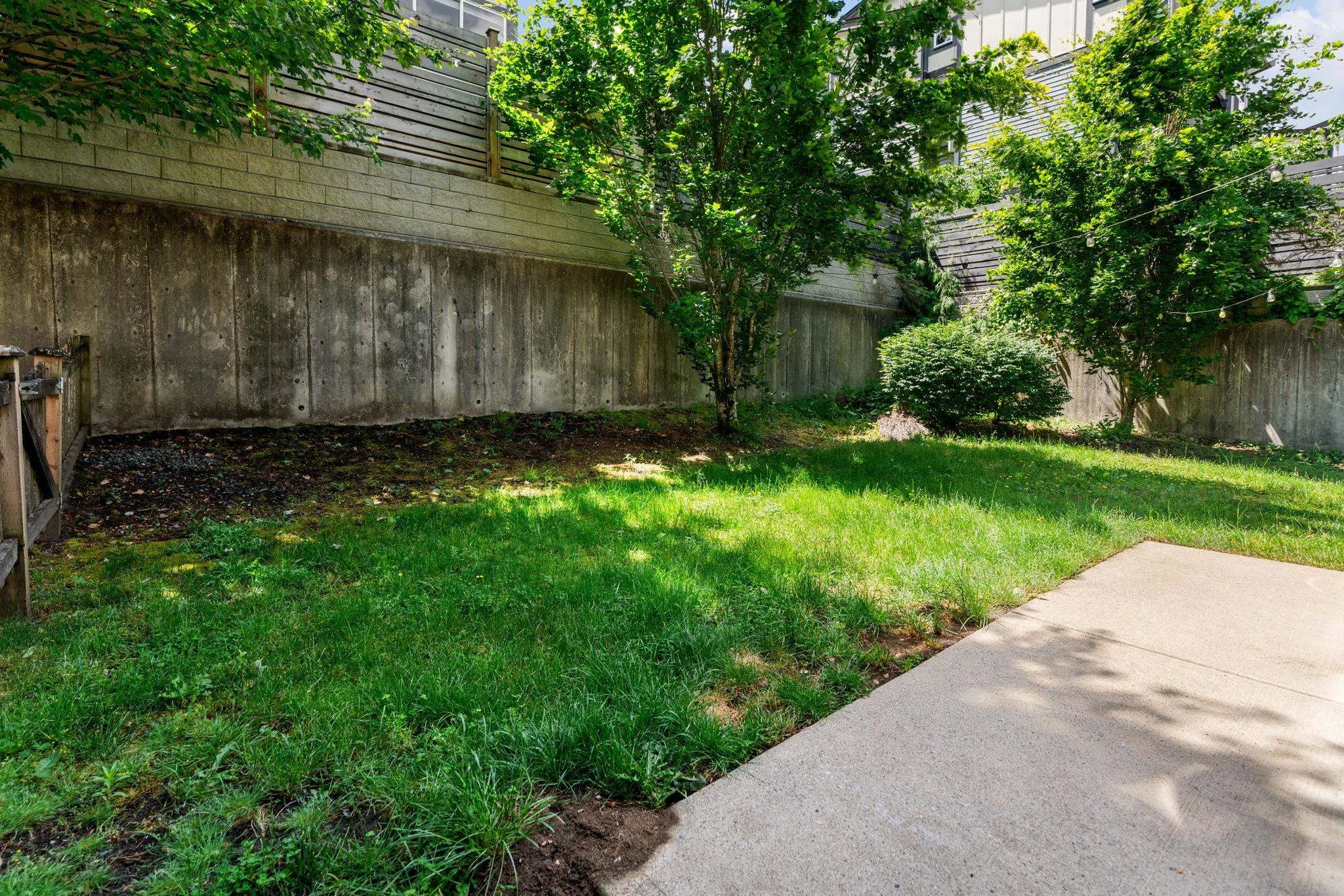 13886 62 Avenue #25
