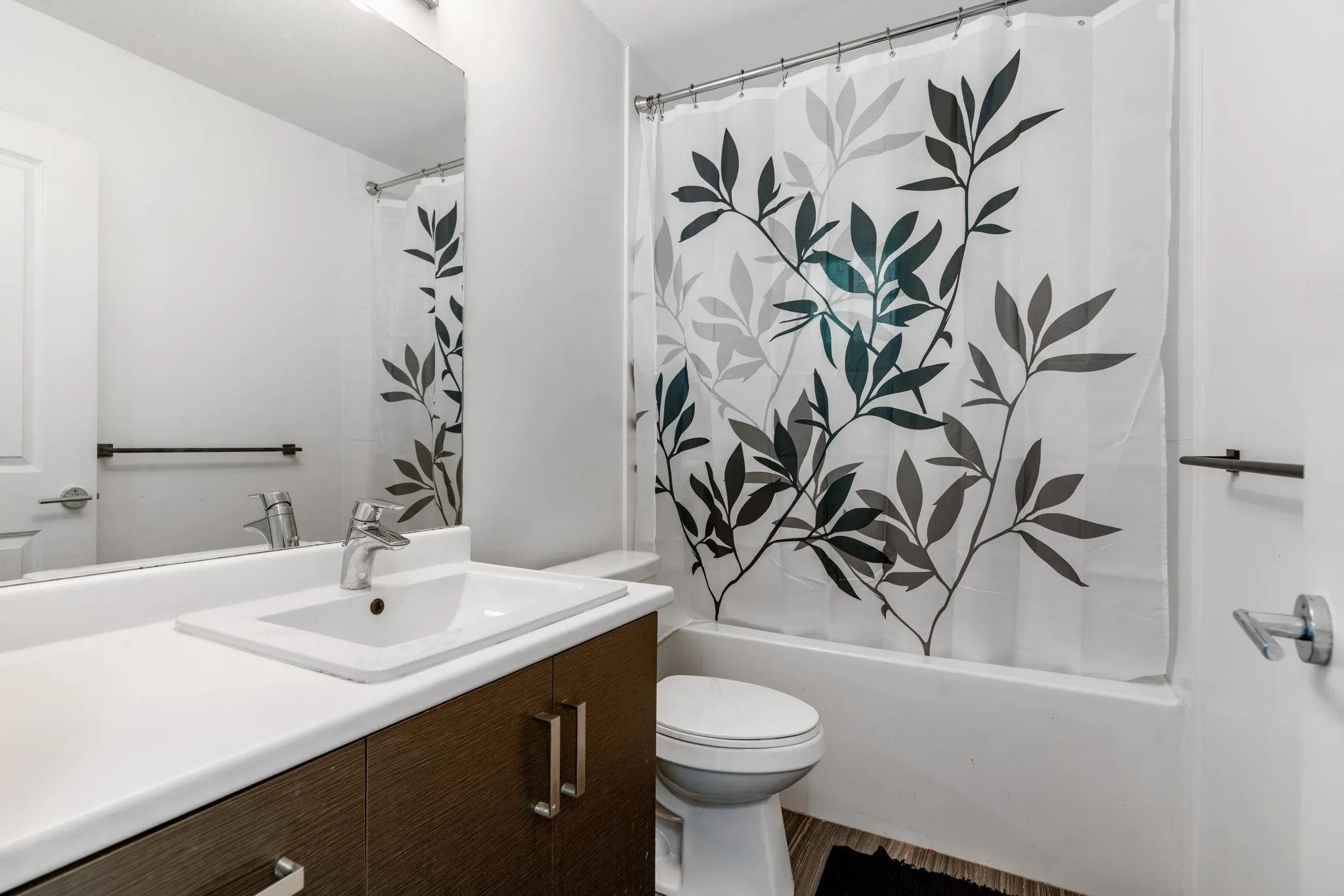 13886 62 Avenue #25