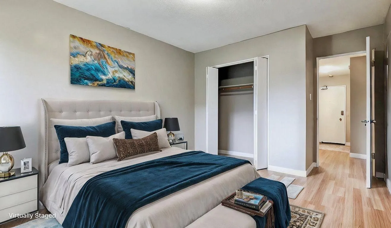 14831 104 Avenue #210