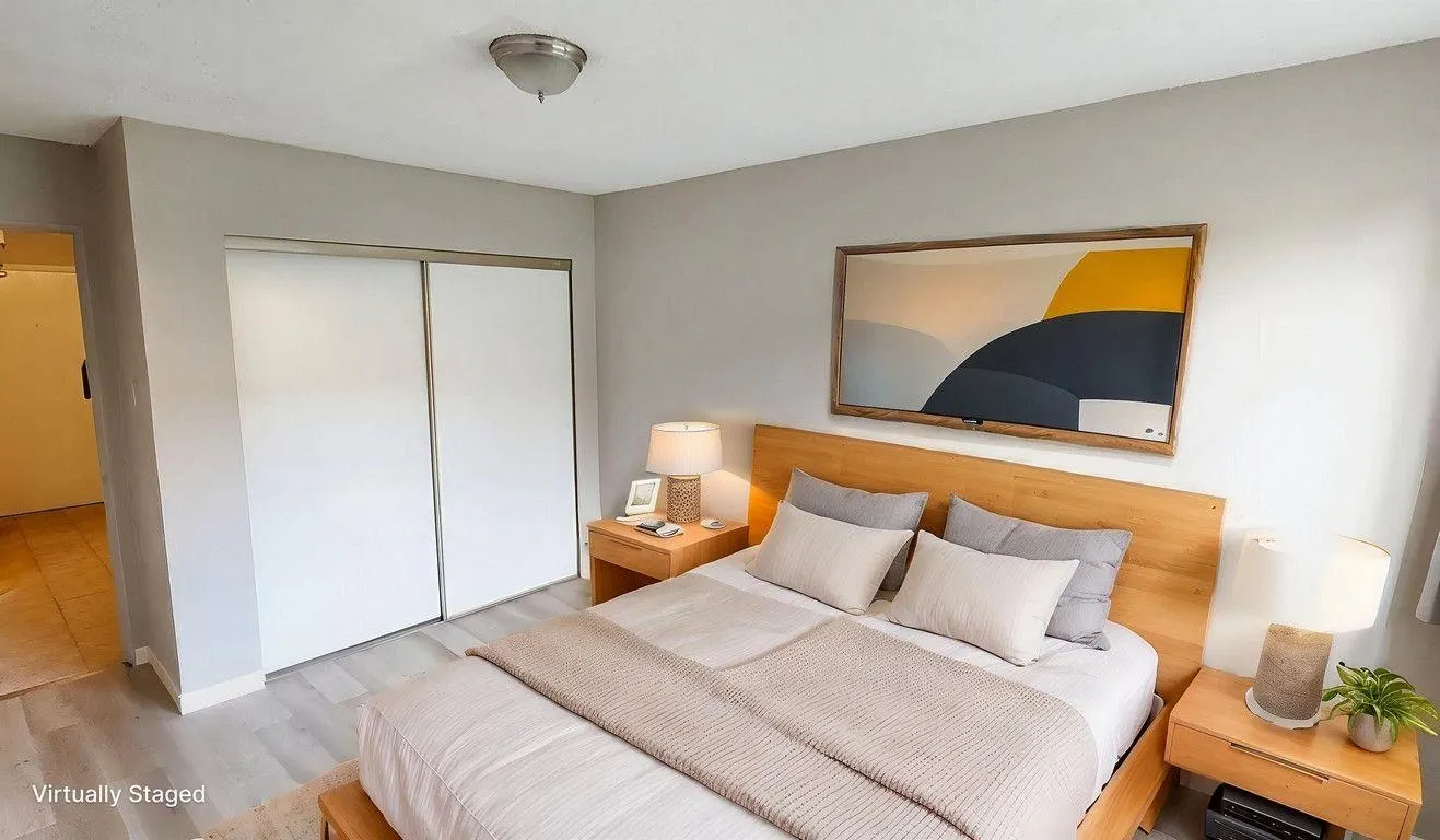 14831 104 Avenue #210