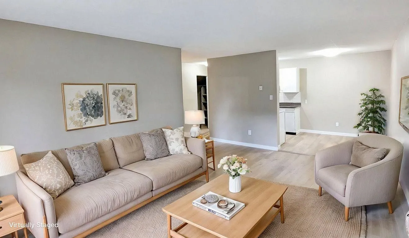 14831 104 Avenue #210