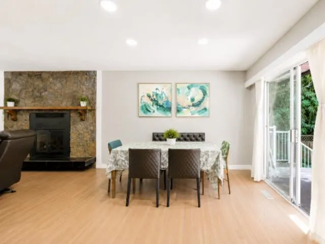3370 Viewmount Drive