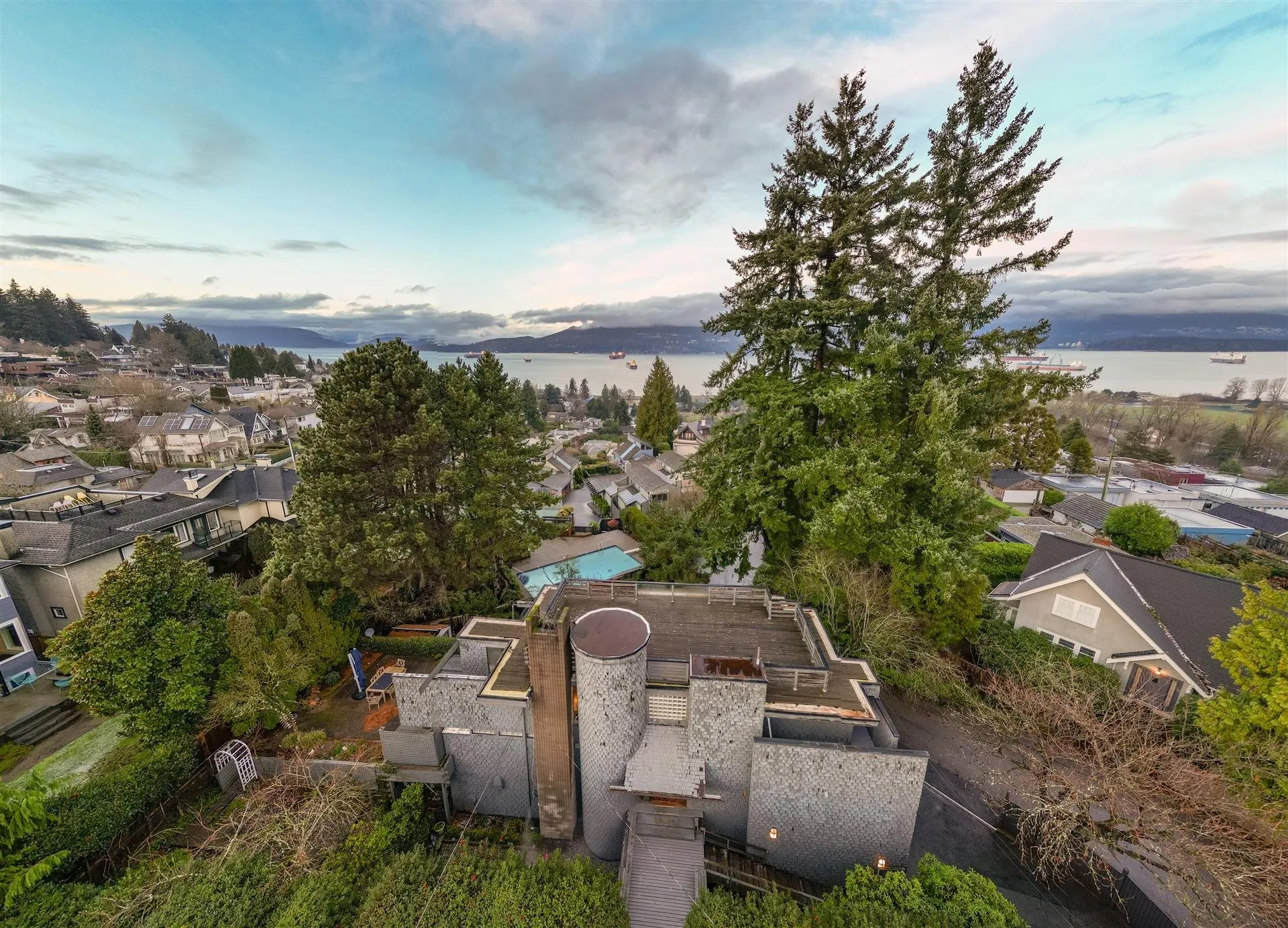 1995 Sasamat Place