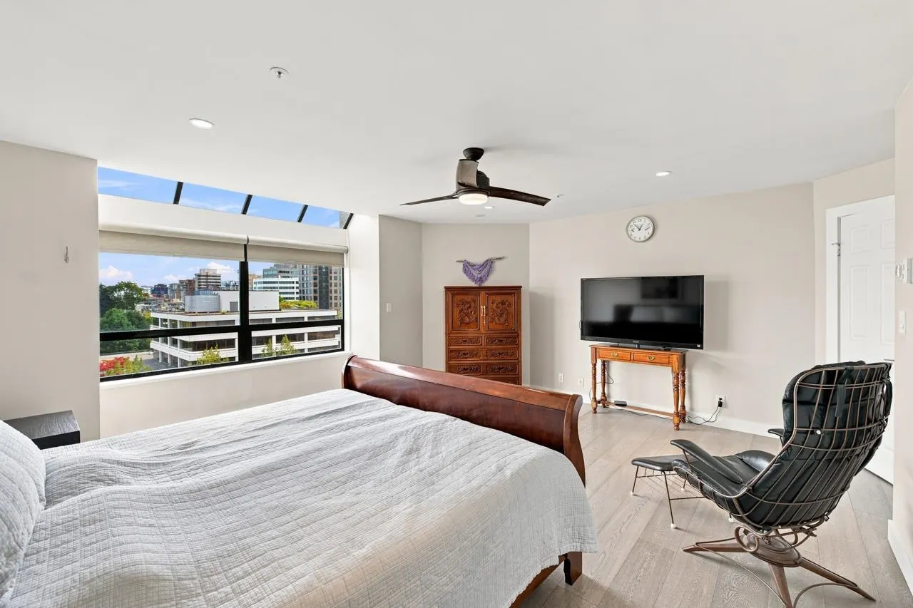 1438 W 7th Avenue #1001