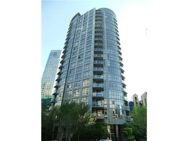 1050 Smithe Street #1606