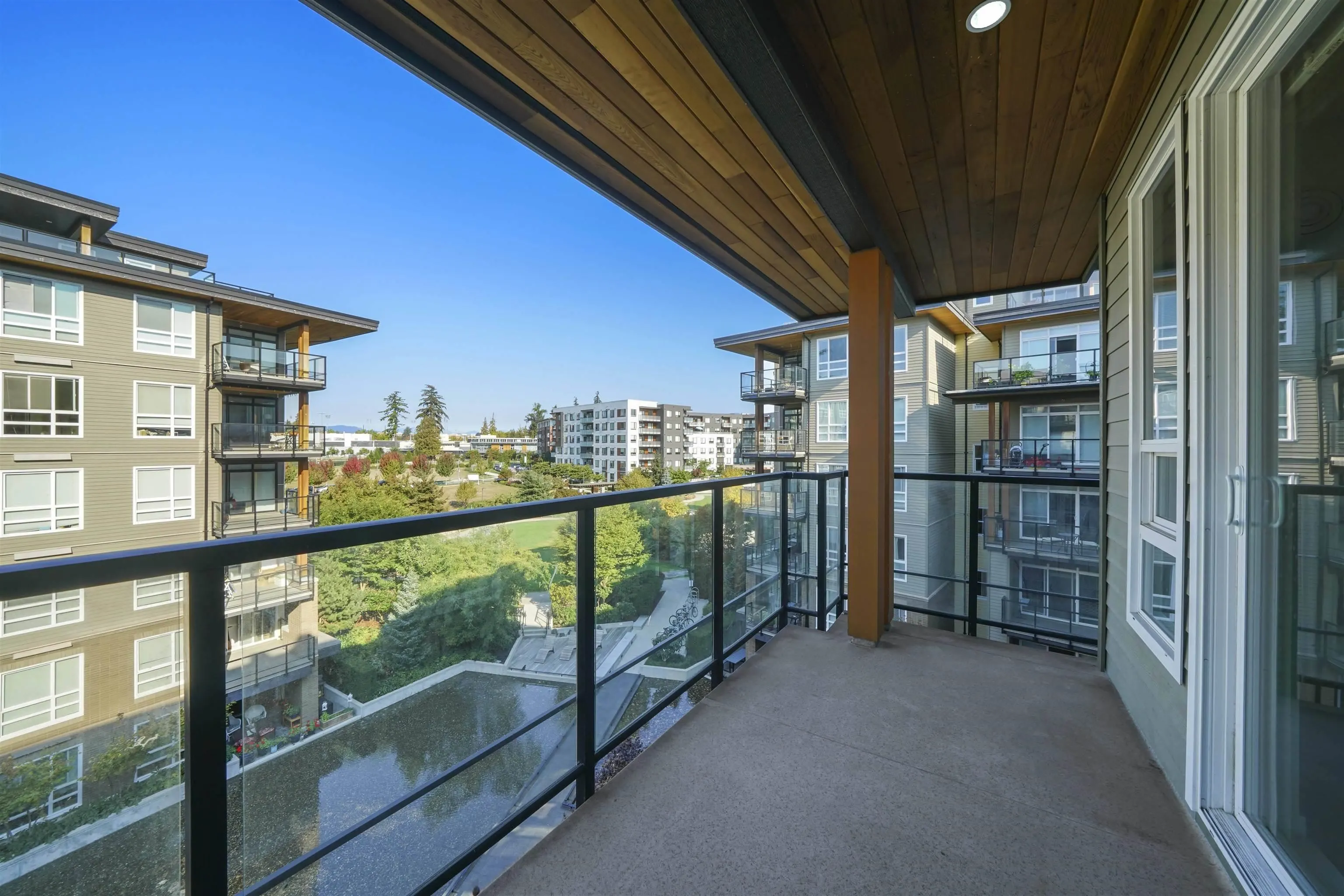 6033 Gray Avenue #611