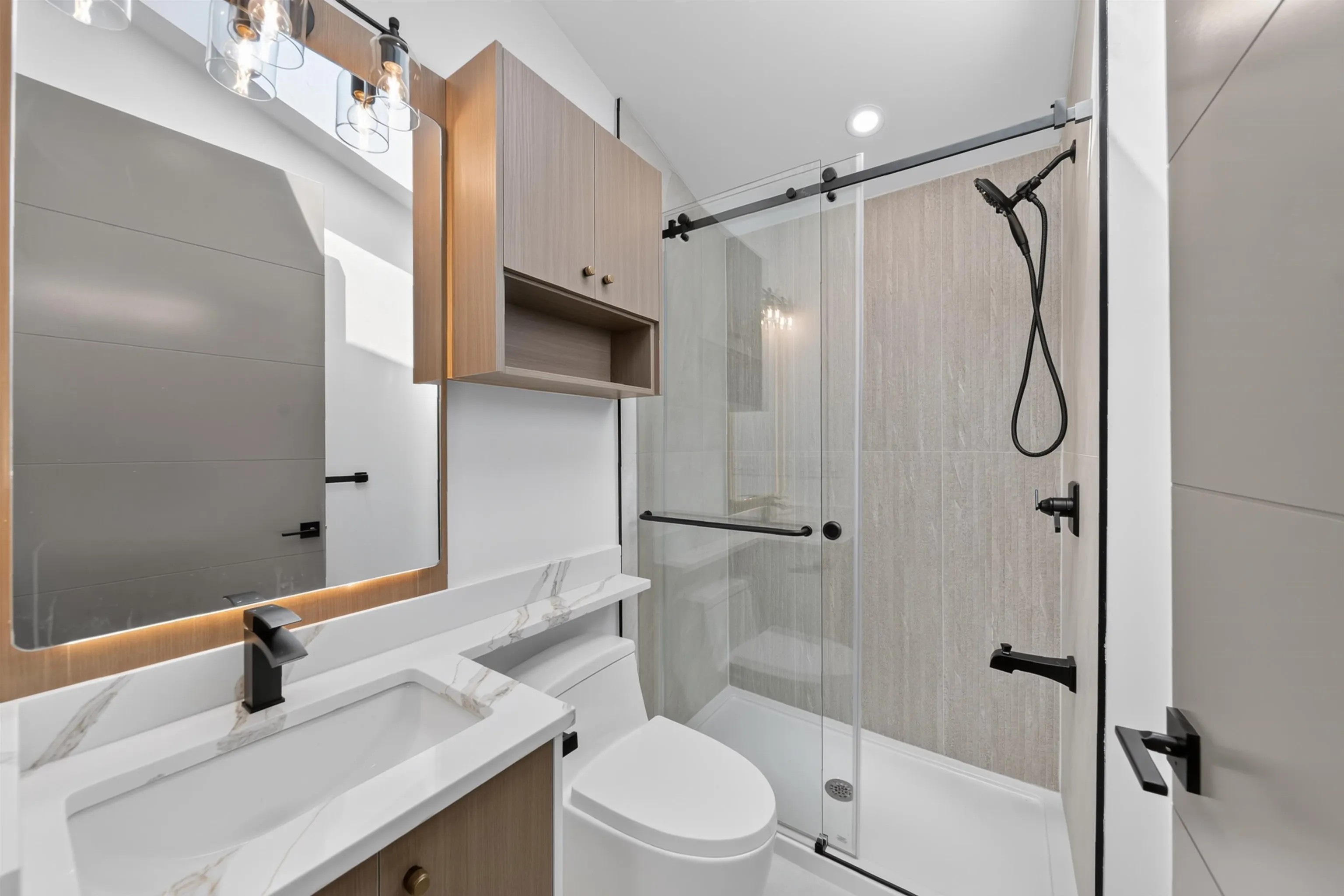 847 E 10th Avenue #2