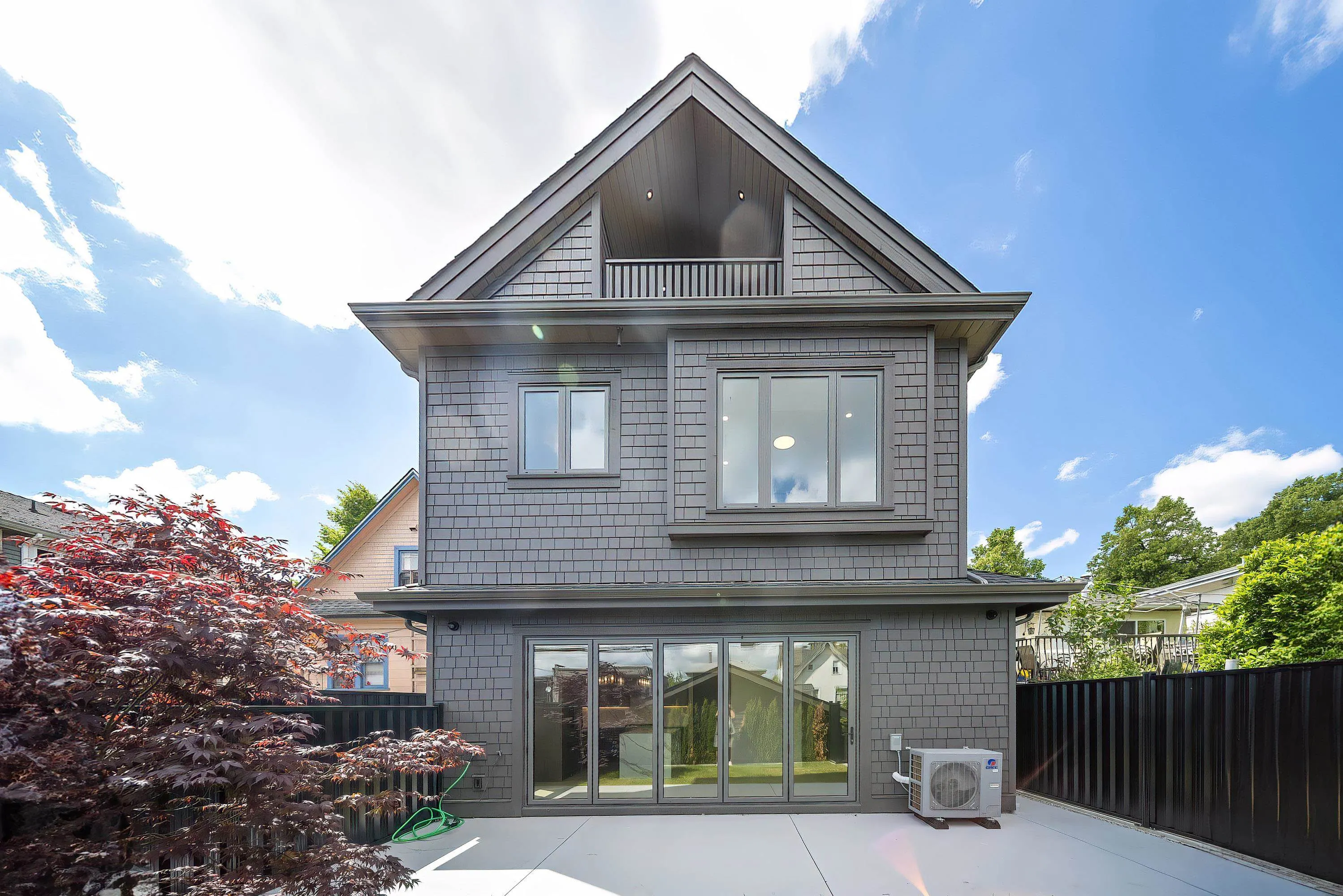 847 E 10th Avenue #2