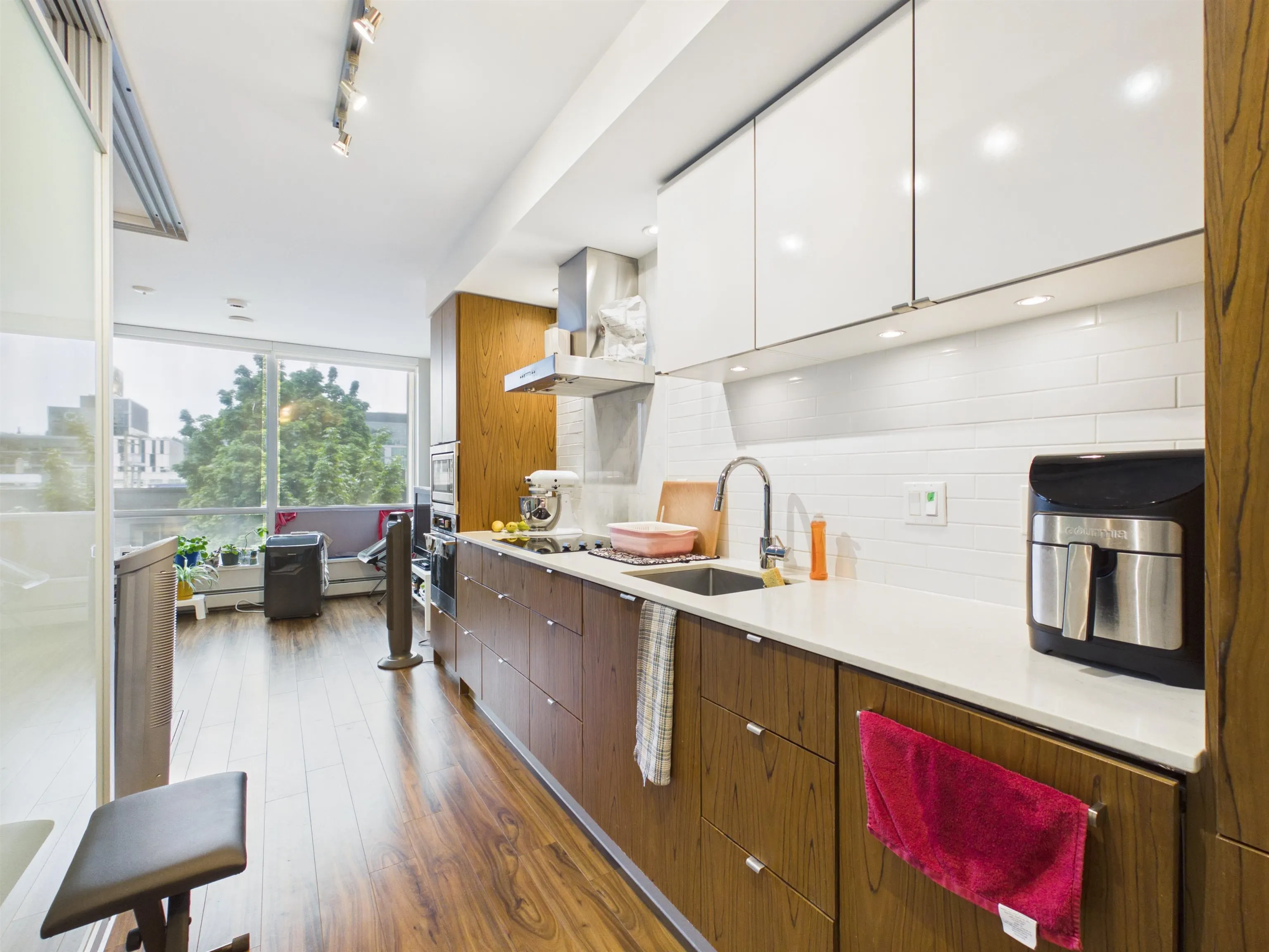 159 W 2nd Avenue #308