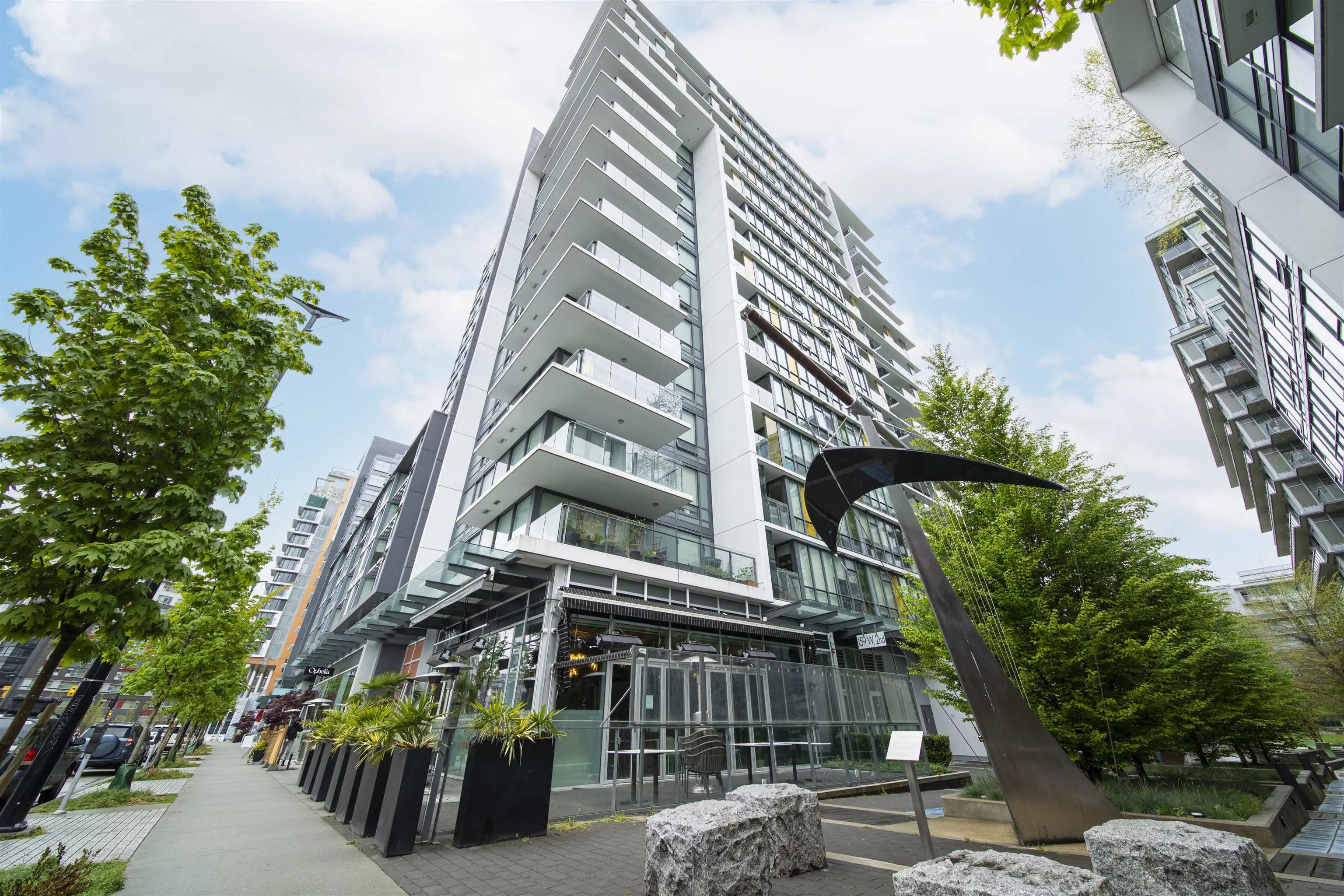 159 W 2nd Avenue #308