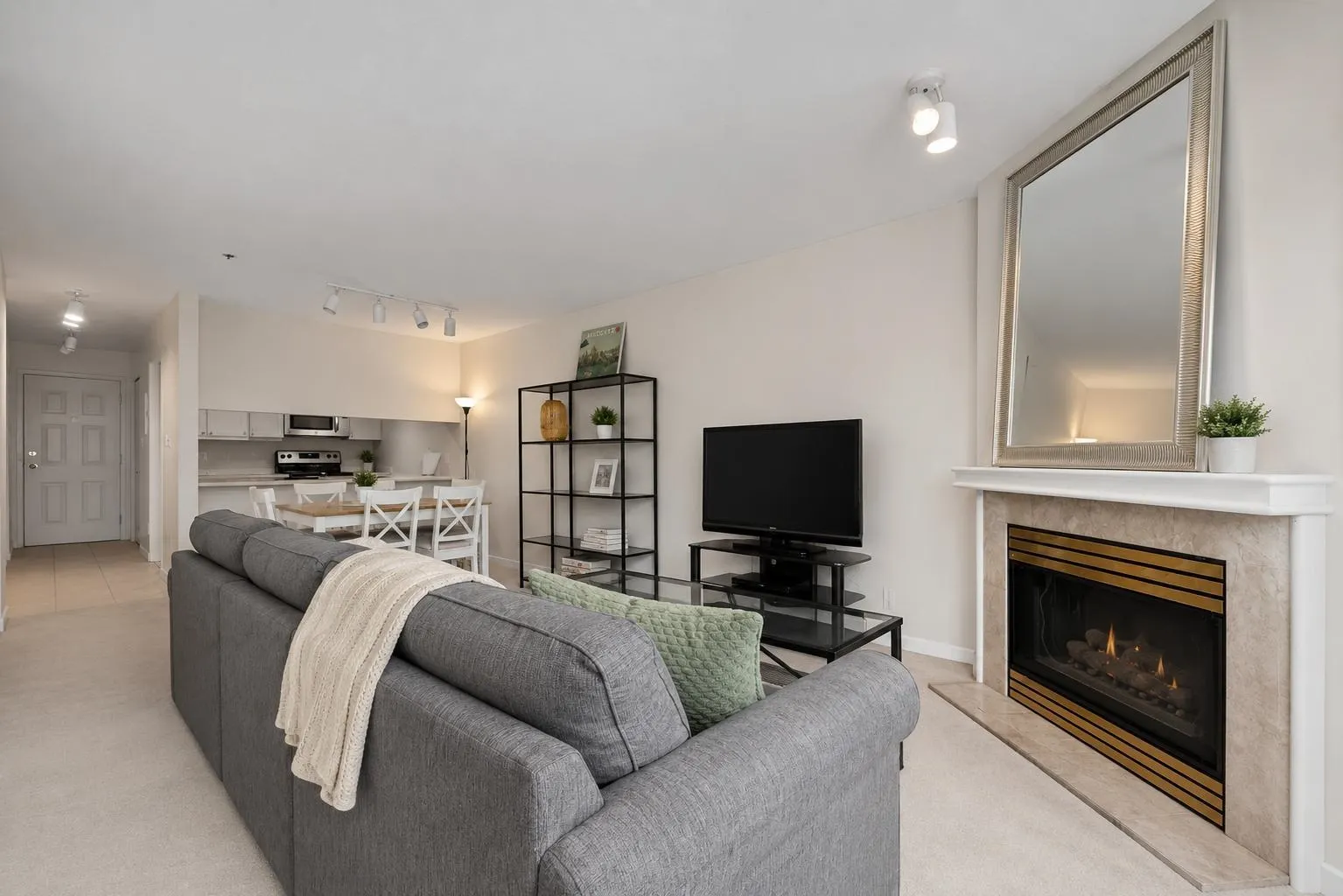 3250 W Broadway #108