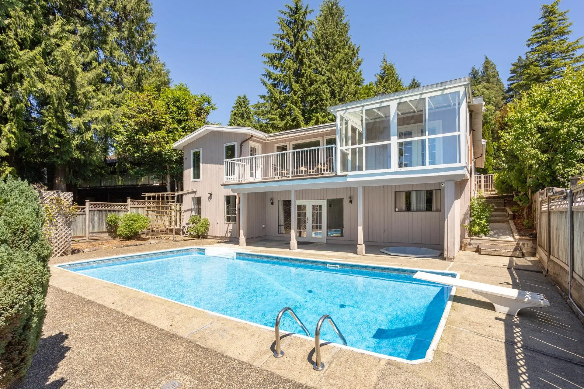 148 Roe Drive