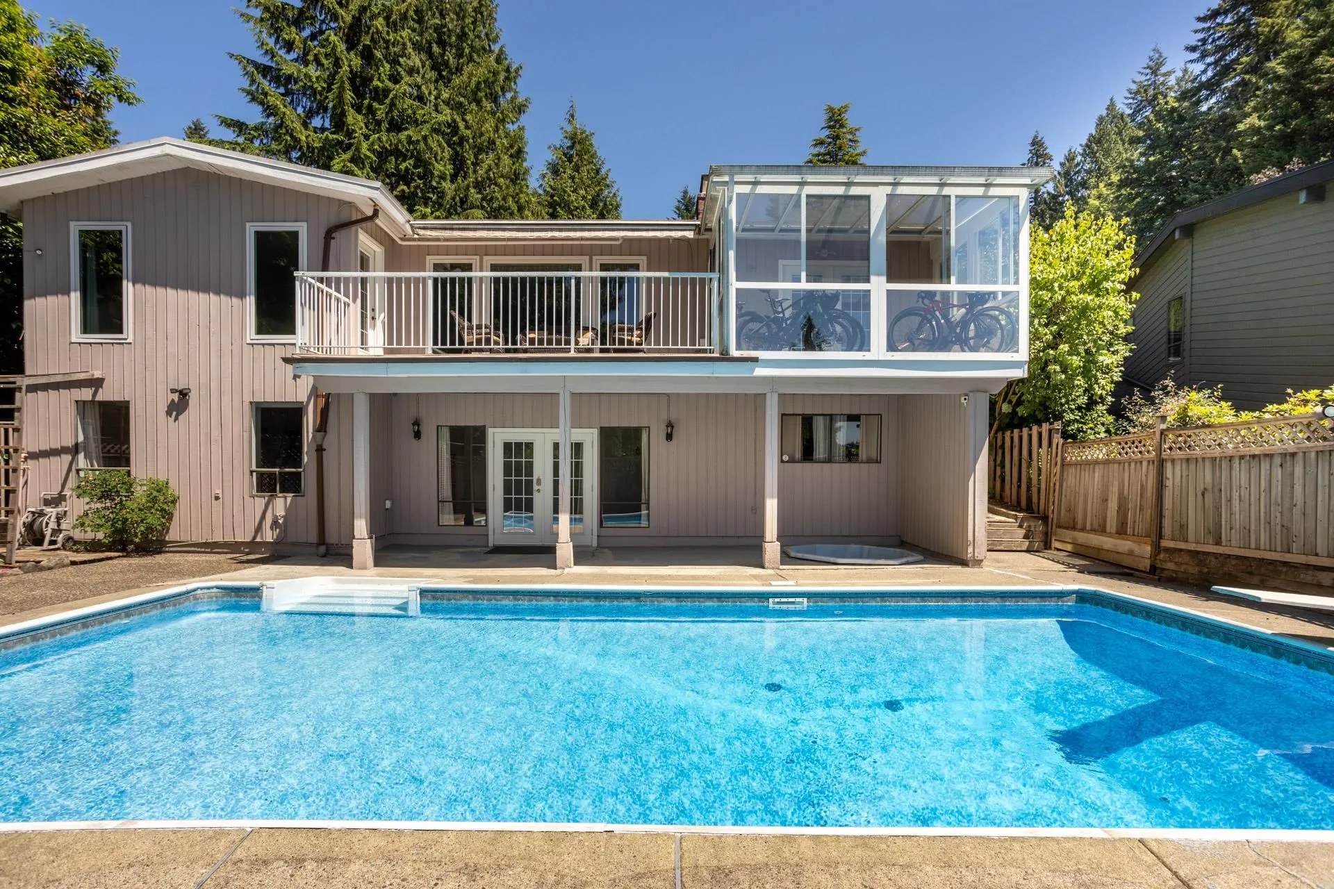 148 Roe Drive